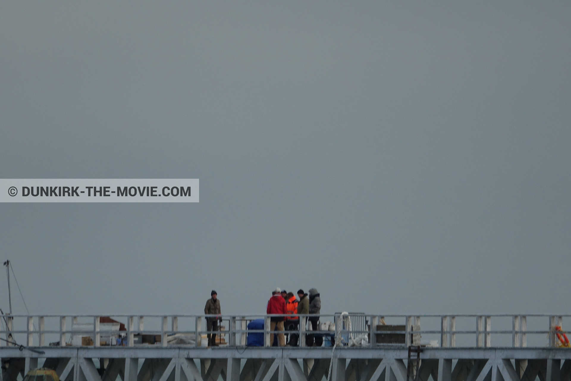 Fotos con muelle del ESTE, equipo técnica,  durante el rodaje de la película Dunkerque de Nolan