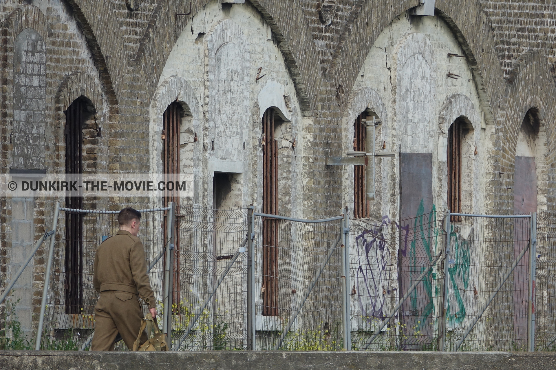 Fotos con extras,  durante el rodaje de la película Dunkerque de Nolan