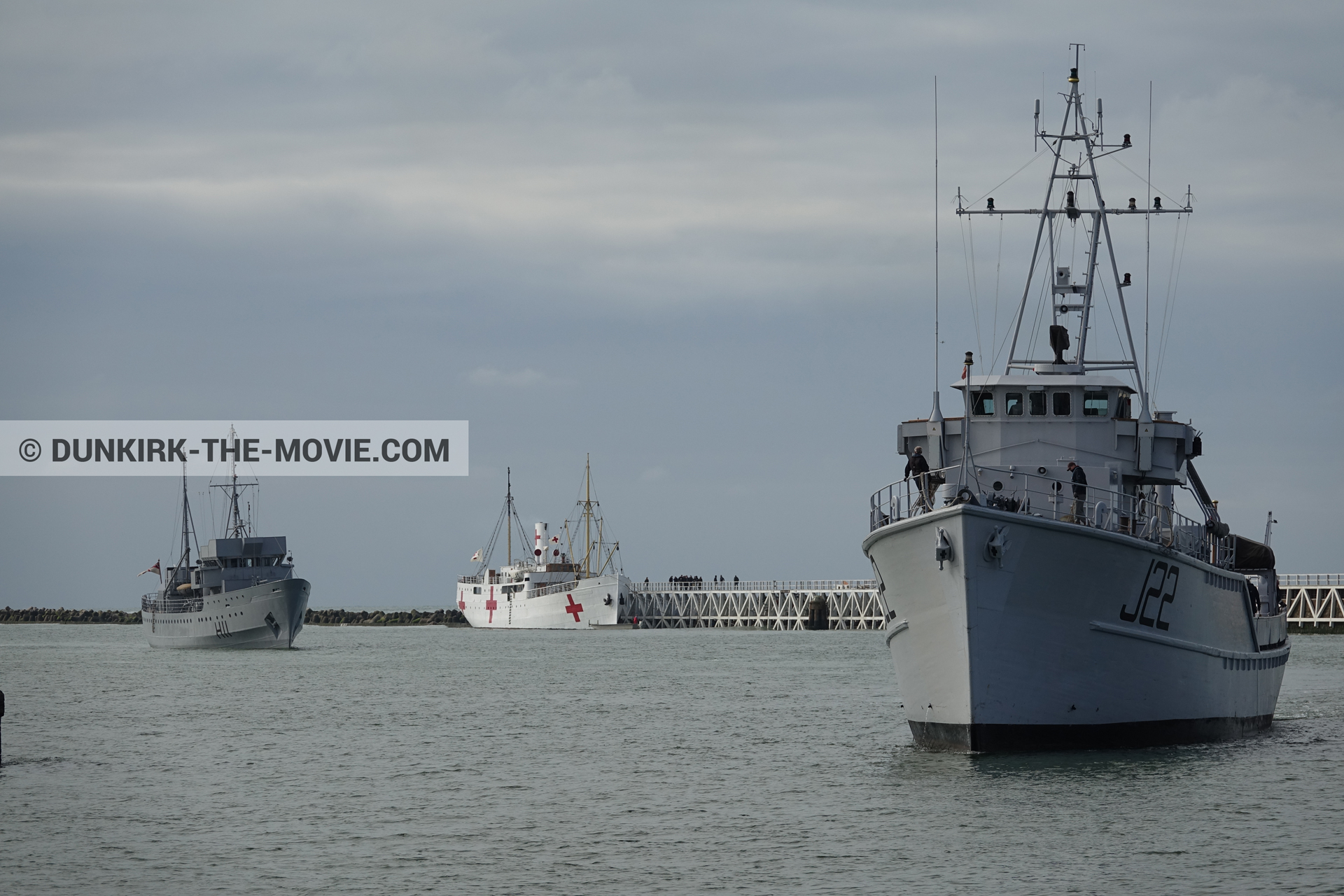 Fotos con barco, H11 - MLV Castor, J22 -Hr.Ms. Naaldwijk, muelle del ESTE, mares calma, M/S Rogaland,  durante el rodaje de la película Dunkerque de Nolan
