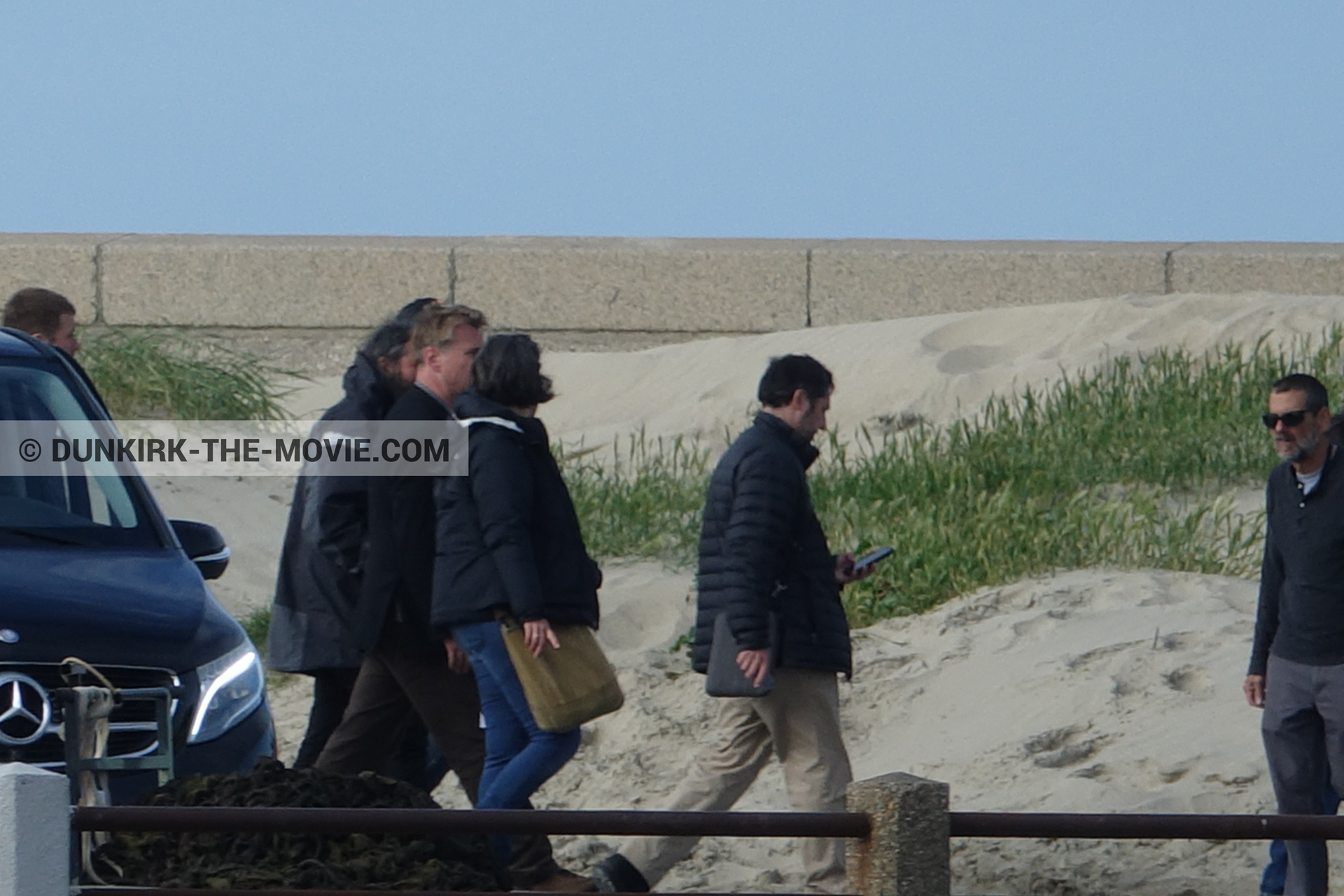 Fotos con Hoyte van Hoytema, Christopher Nolan, equipo técnica,  durante el rodaje de la película Dunkerque de Nolan