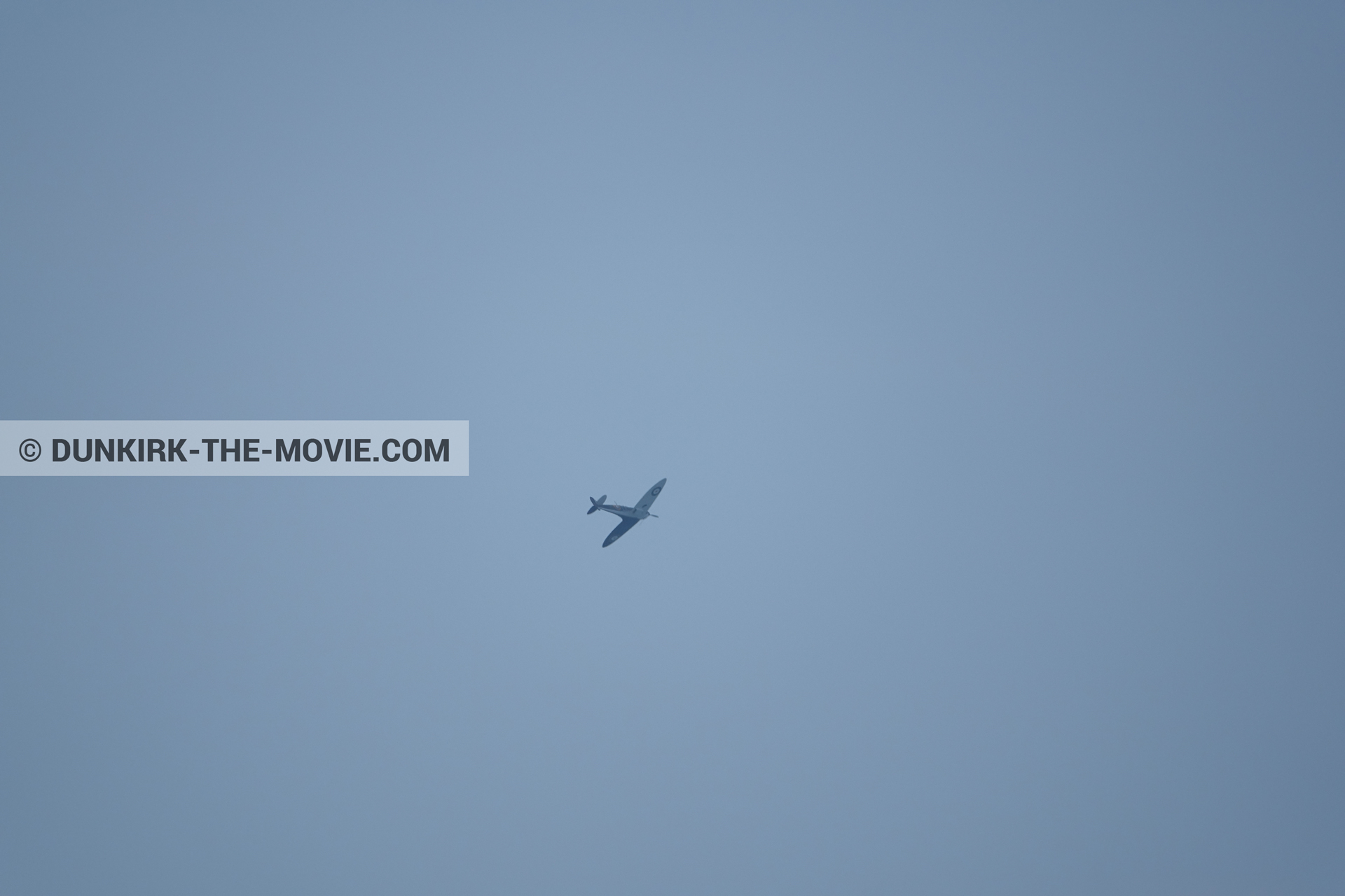 Photo avec avion,  des dessous du Film Dunkerque de Nolan