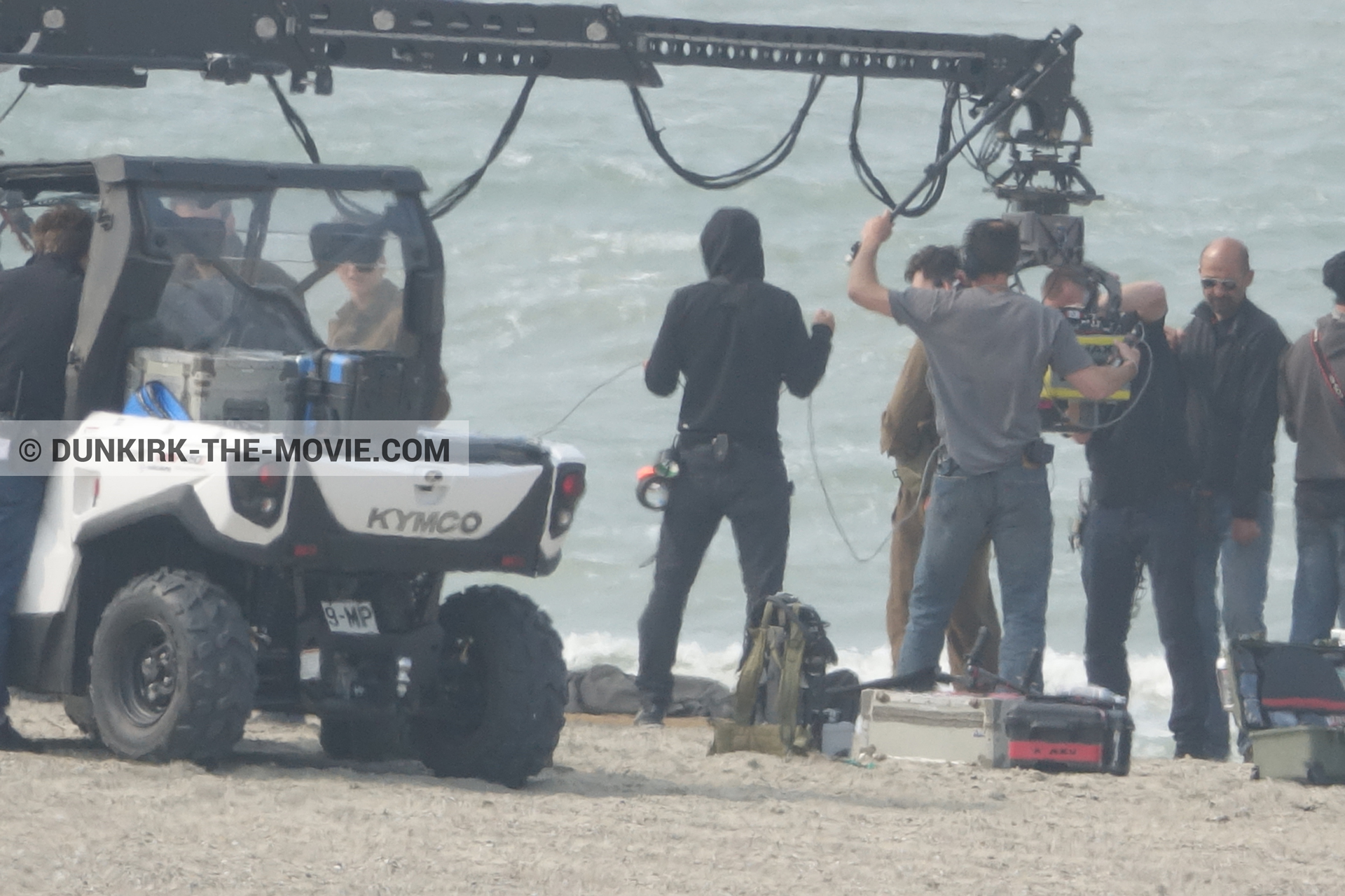 Photo avec camÃ©ra IMAX, plage, Ã©quipe technique,  des dessous du Film Dunkerque de Nolan