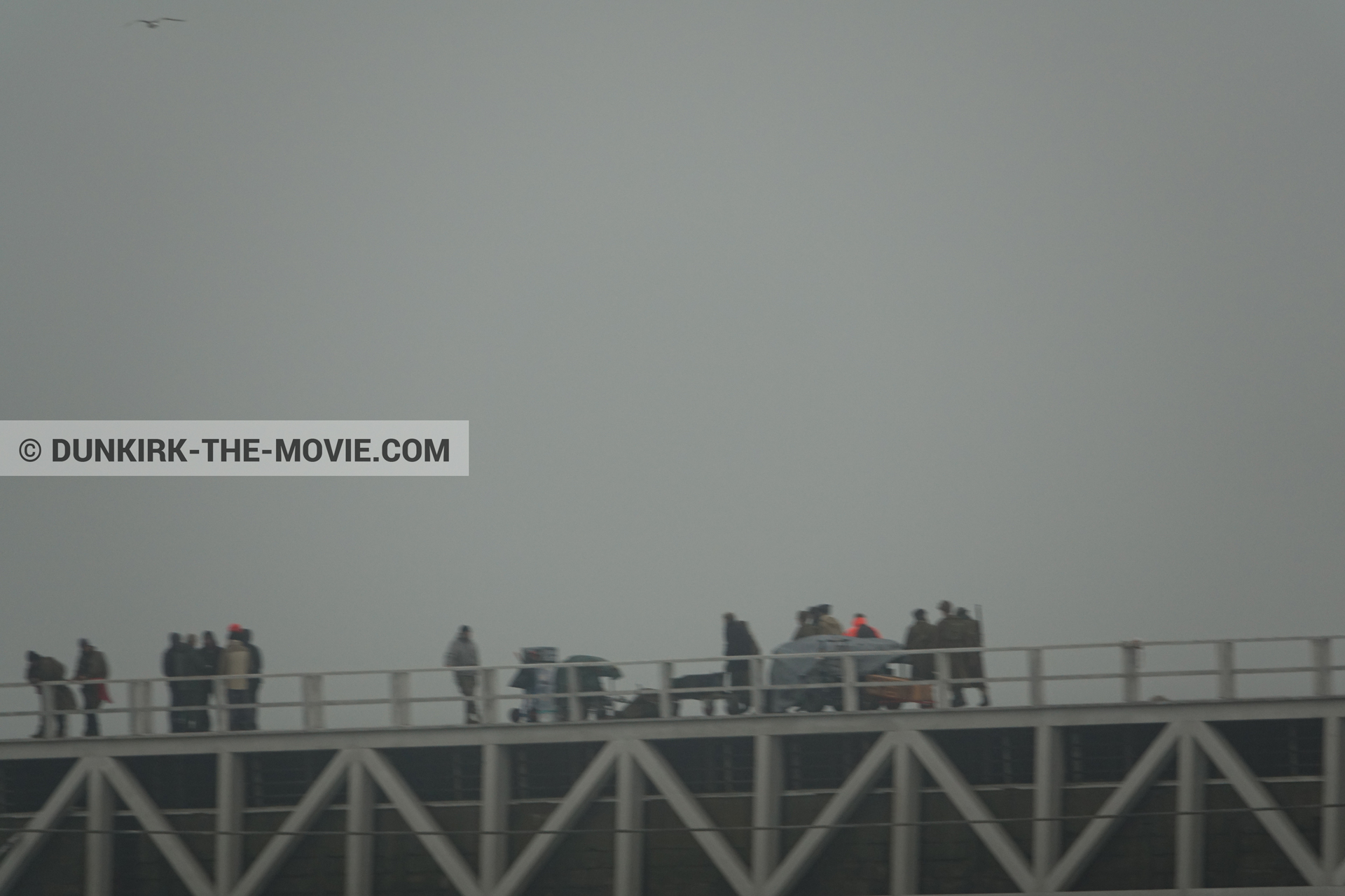 Fotos con extras, muelle del ESTE,  durante el rodaje de la película Dunkerque de Nolan