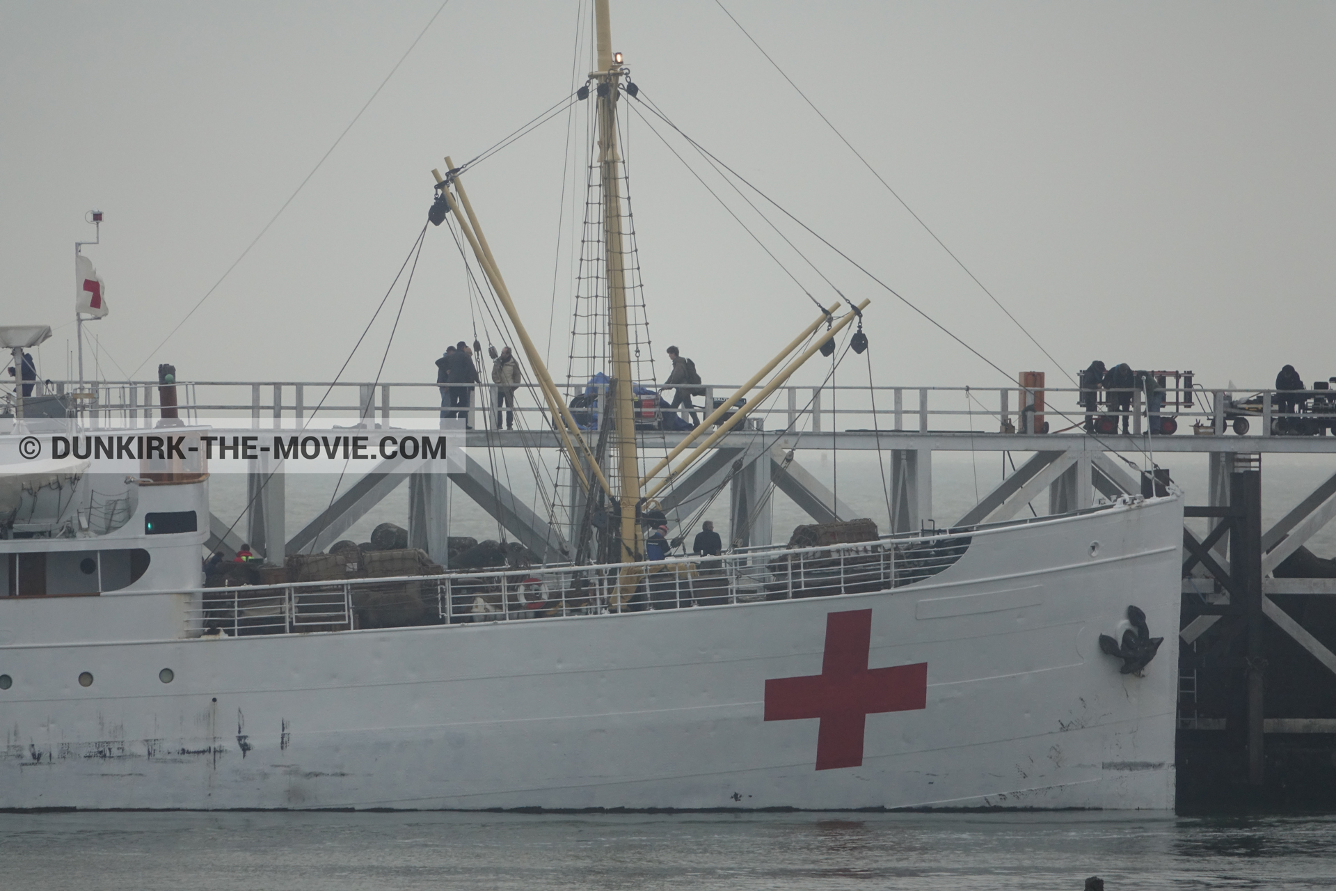 Photo avec ciel gris, jetÃ©e EST, M/S Rogaland,  des dessous du Film Dunkerque de Nolan