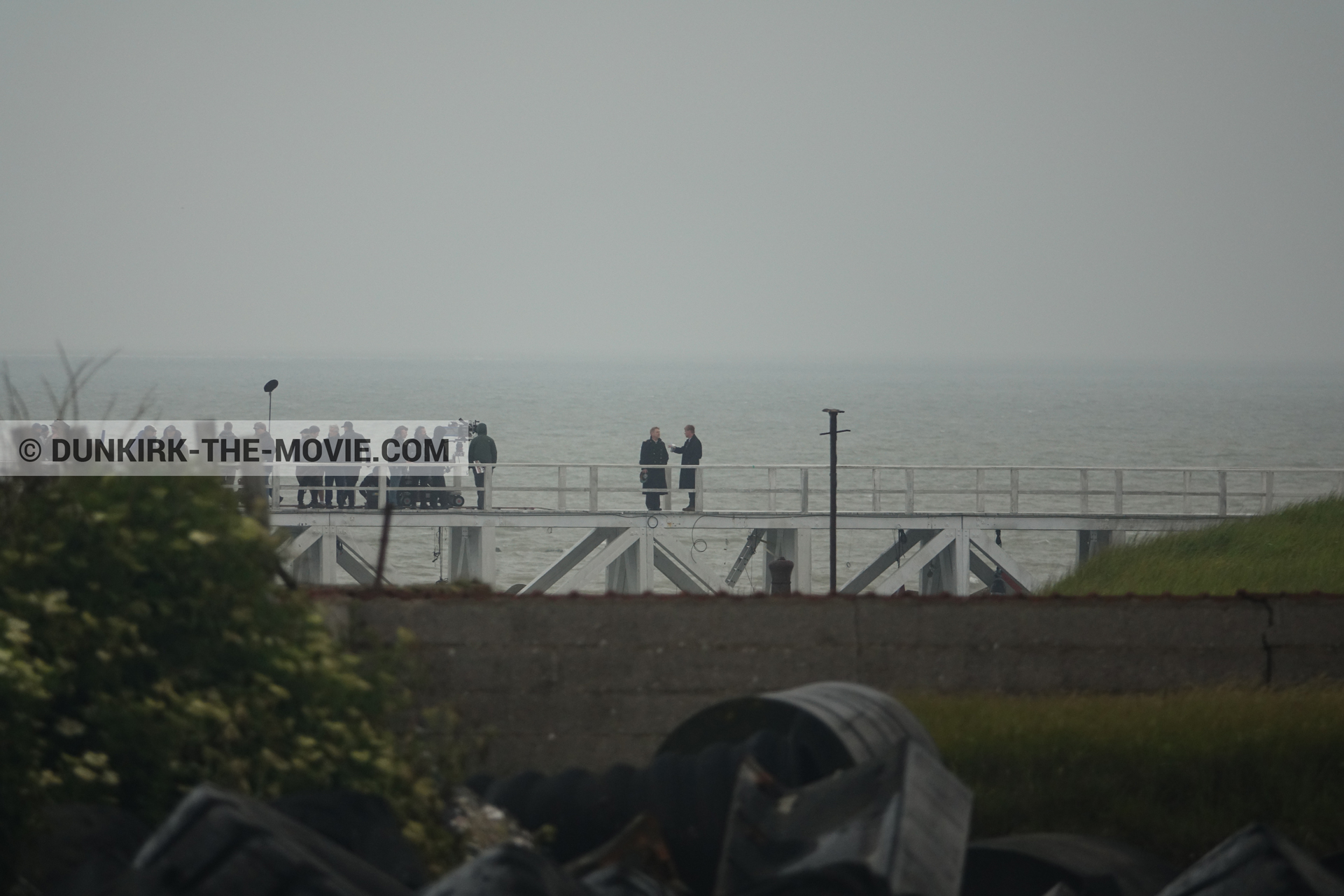 Picture with grey sky, EST pier, Kenneth Branagh, Christopher Nolan,  from behind the scene of the Dunkirk movie by Nolan