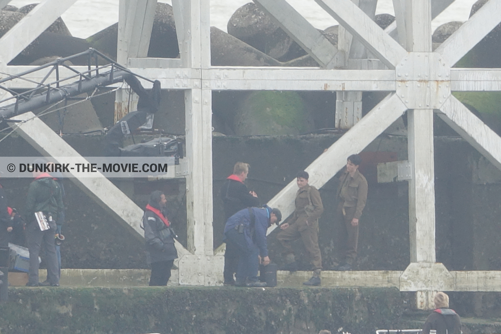 Picture with actor, EST pier, technical team,  from behind the scene of the Dunkirk movie by Nolan