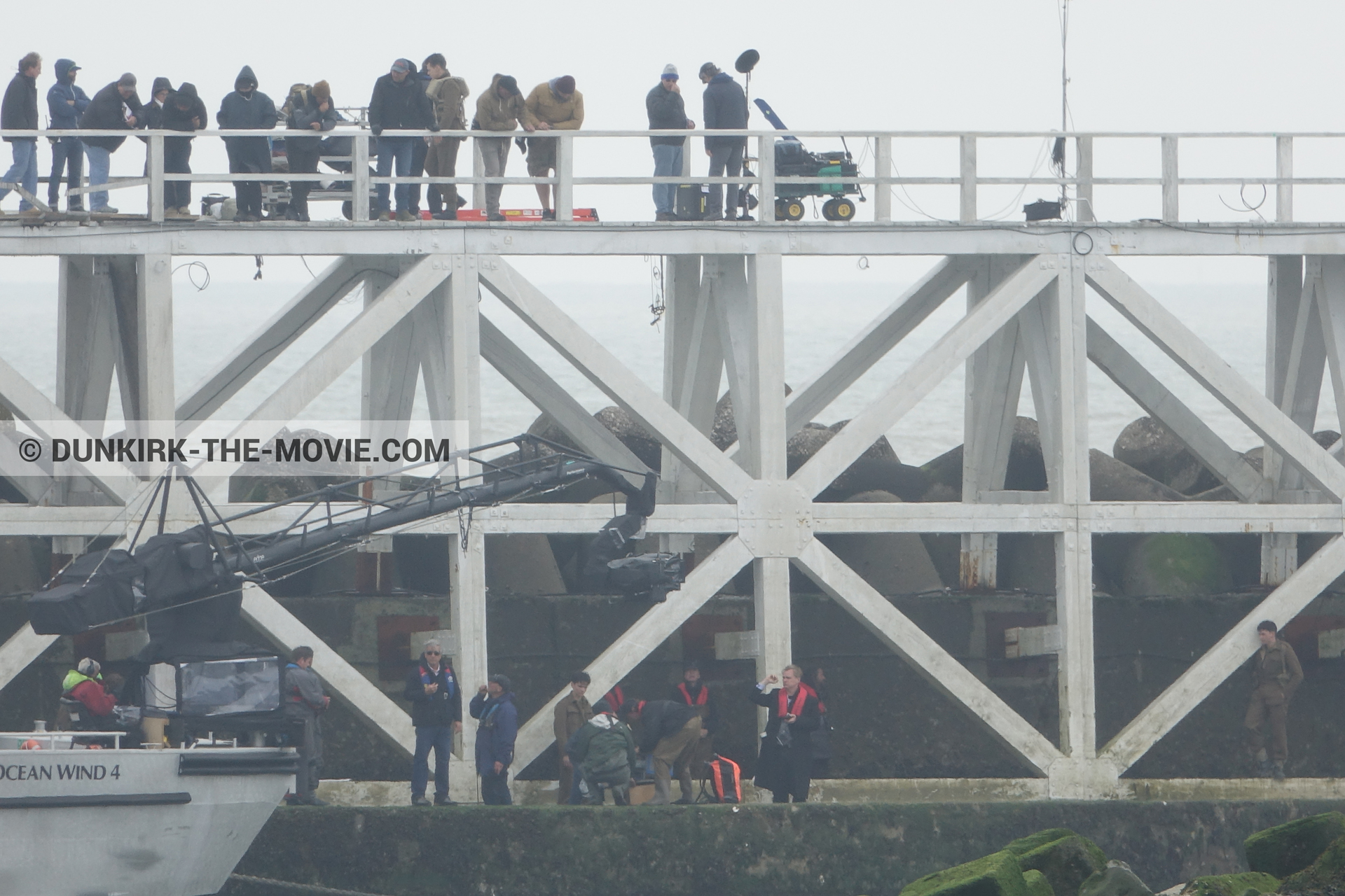 Photo avec acteur, jetée EST, Christopher Nolan, Ocean Wind 4, équipe technique, Nilo Otero,  des dessous du Film Dunkerque de Nolan