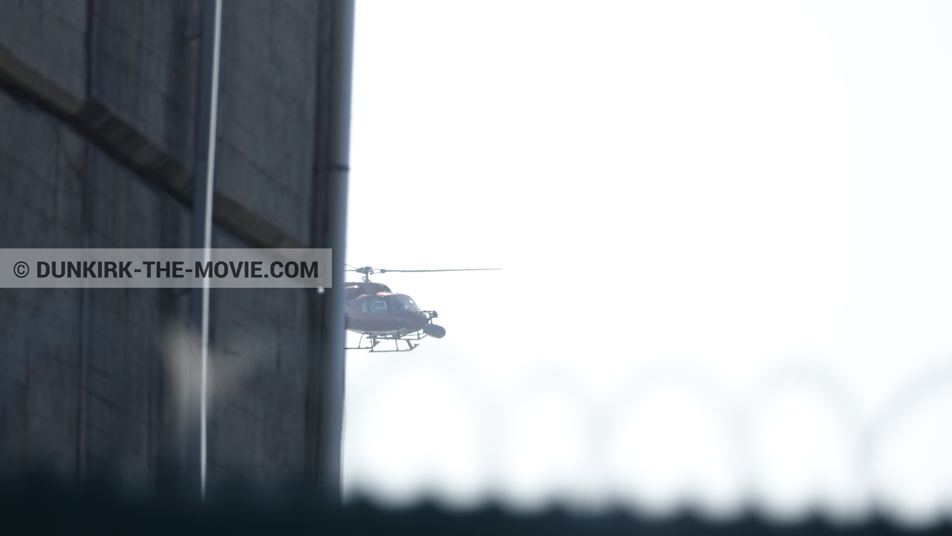 Fotos con cámara helicóptero,  durante el rodaje de la película Dunkerque de Nolan