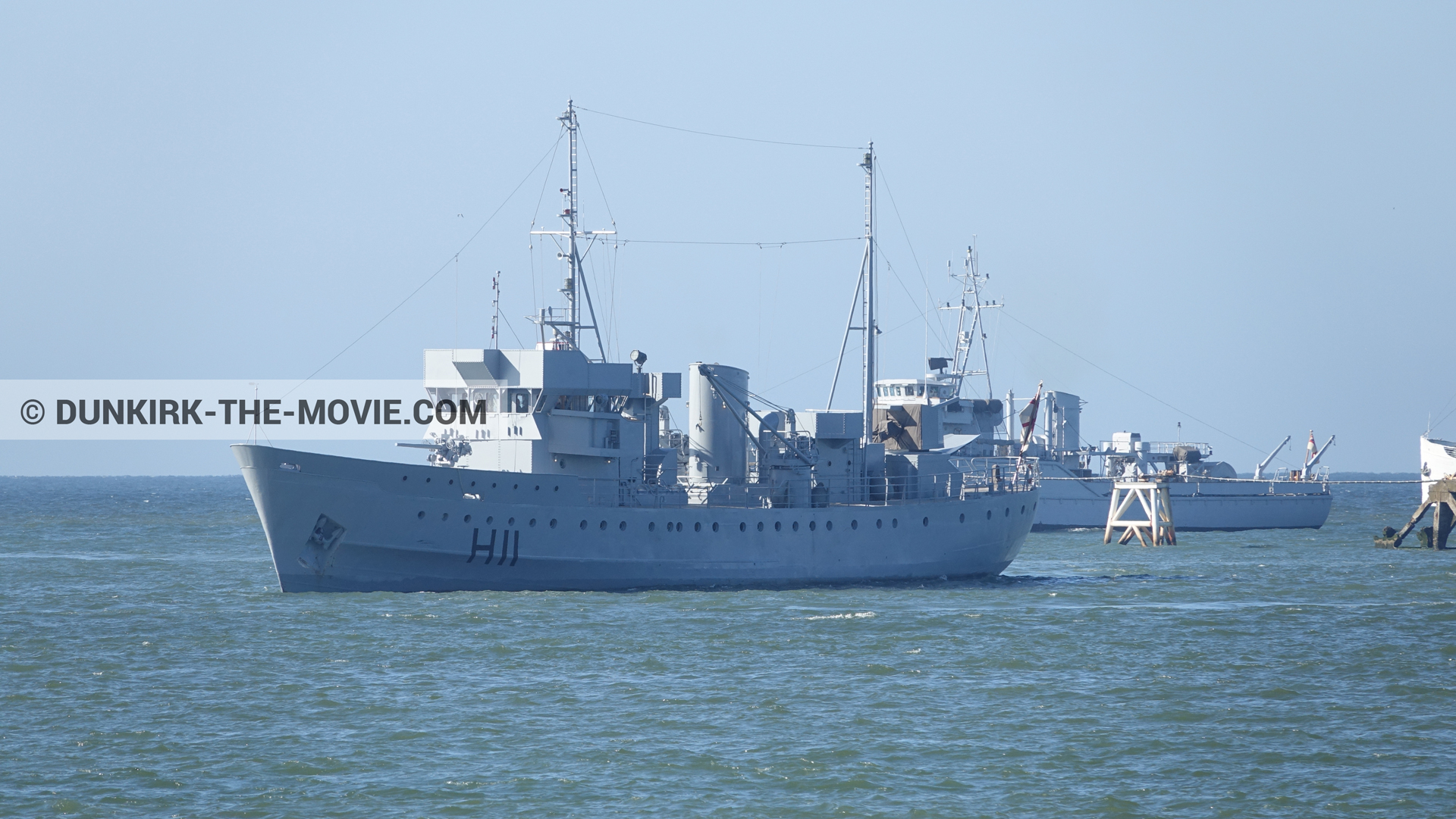 Picture with blue sky, H11 - MLV Castor,  from behind the scene of the Dunkirk movie by Nolan