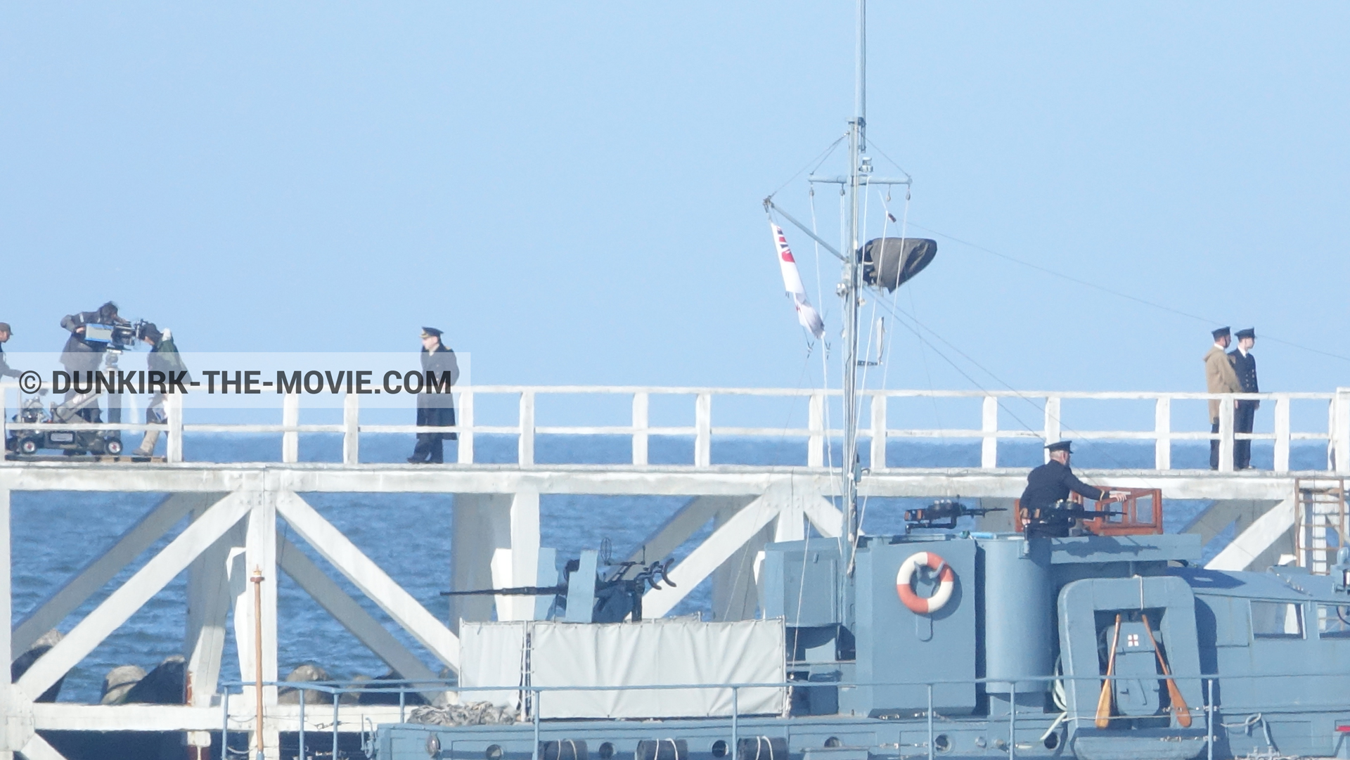 Photo avec ciel bleu, HMS Medusa - ML1387, jetÃ©e EST,  des dessous du Film Dunkerque de Nolan