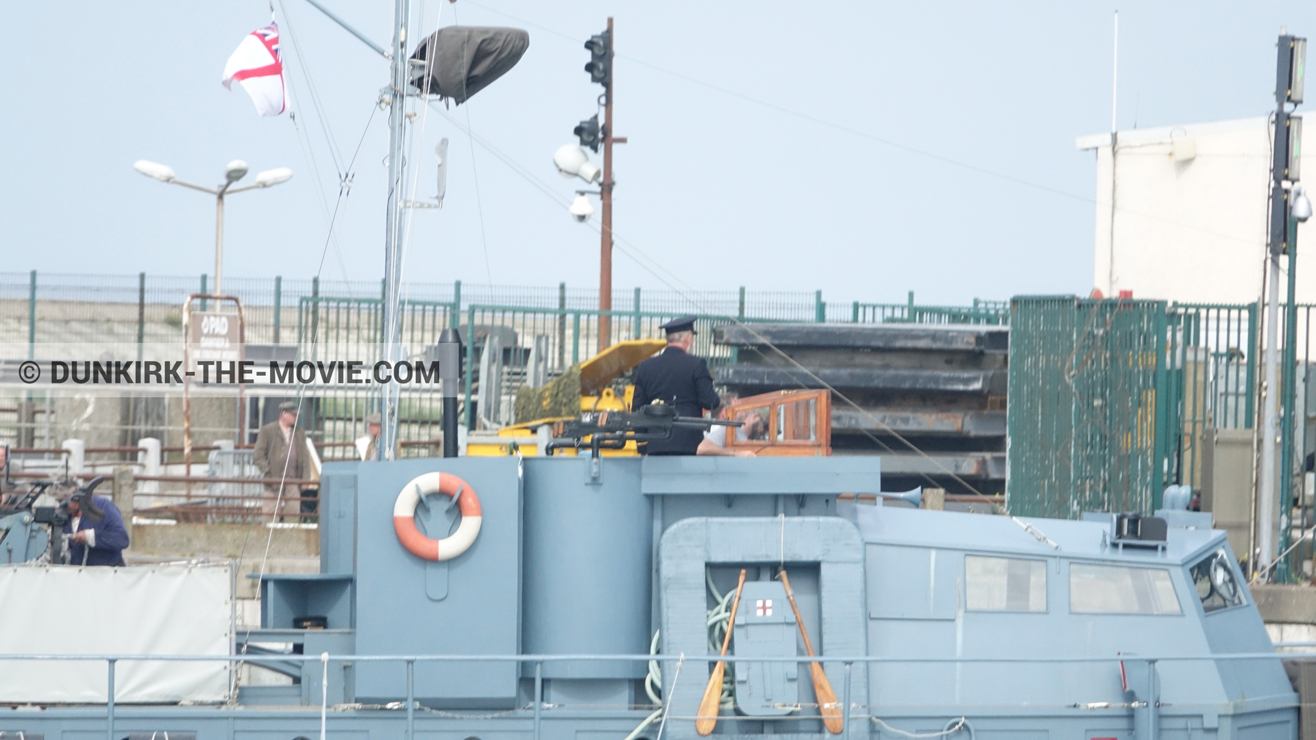 Fotos con HMS Medusa - ML1387, muelle del ESTE,  durante el rodaje de la película Dunkerque de Nolan