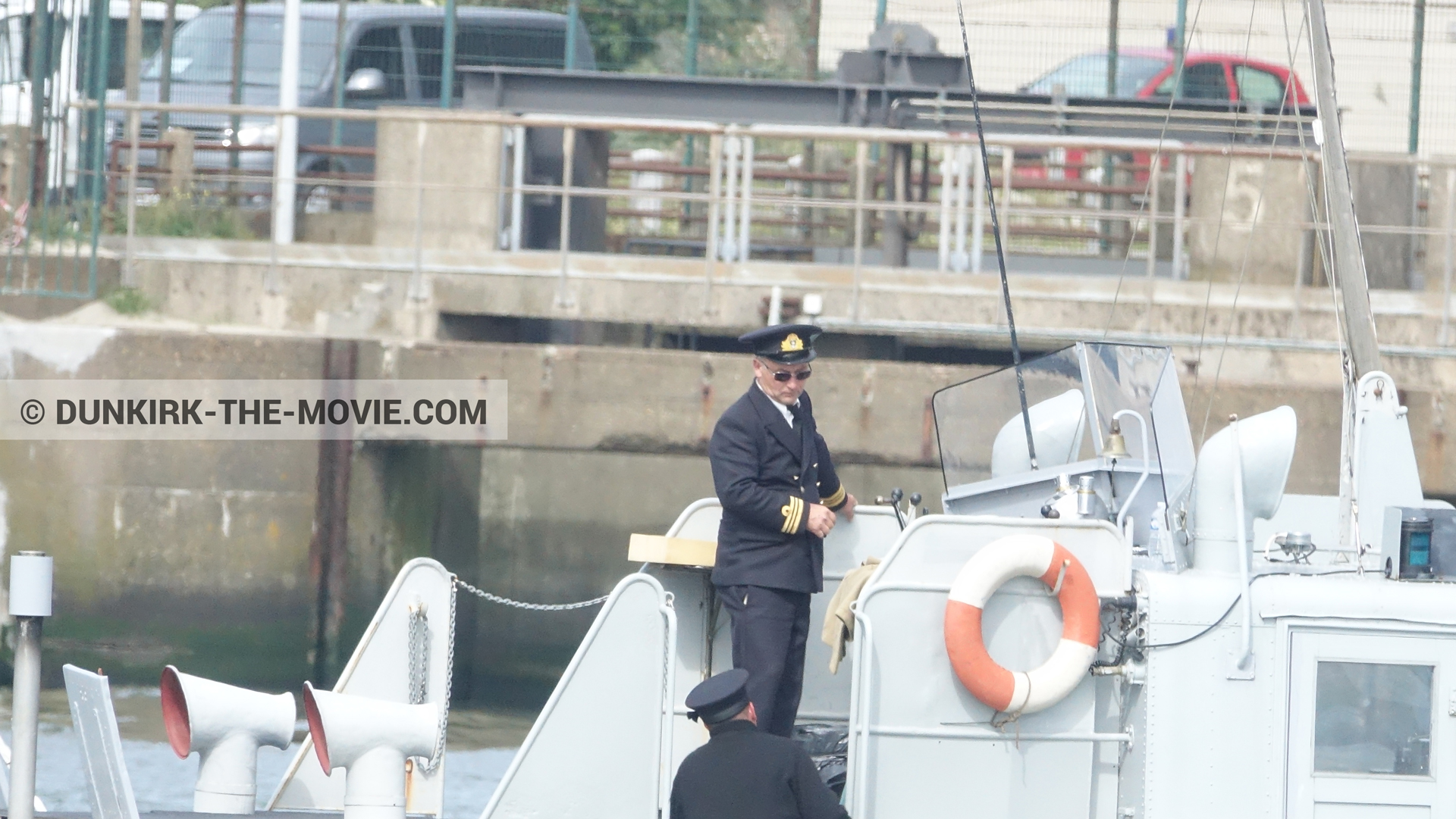 Photo avec bateau, figurants,  des dessous du Film Dunkerque de Nolan