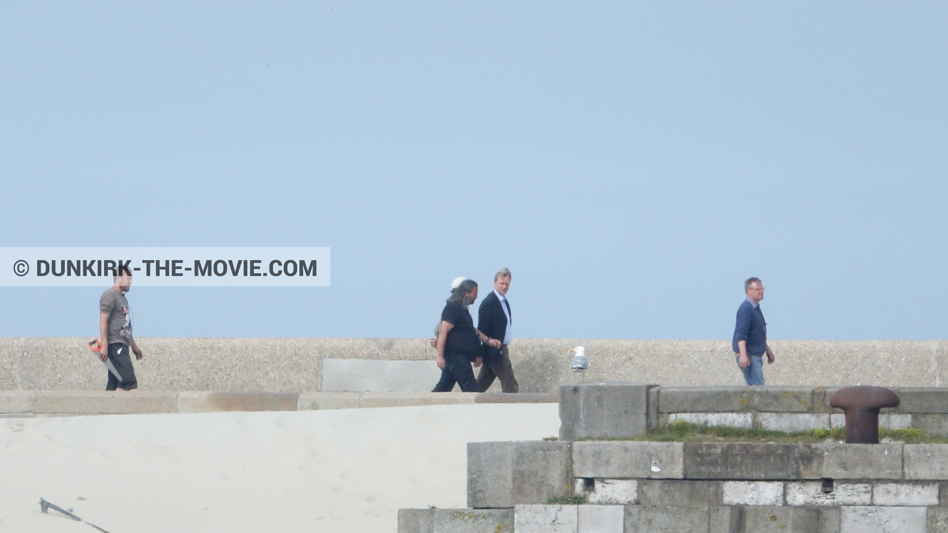 Fotos con Hoyte van Hoytema, muelle del ESTE, Christopher Nolan, equipo técnica,  durante el rodaje de la película Dunkerque de Nolan