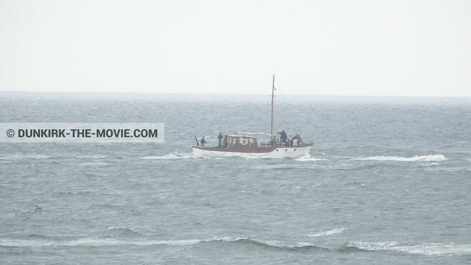 Photo avec bateau,  des dessous du Film Dunkerque de Nolan