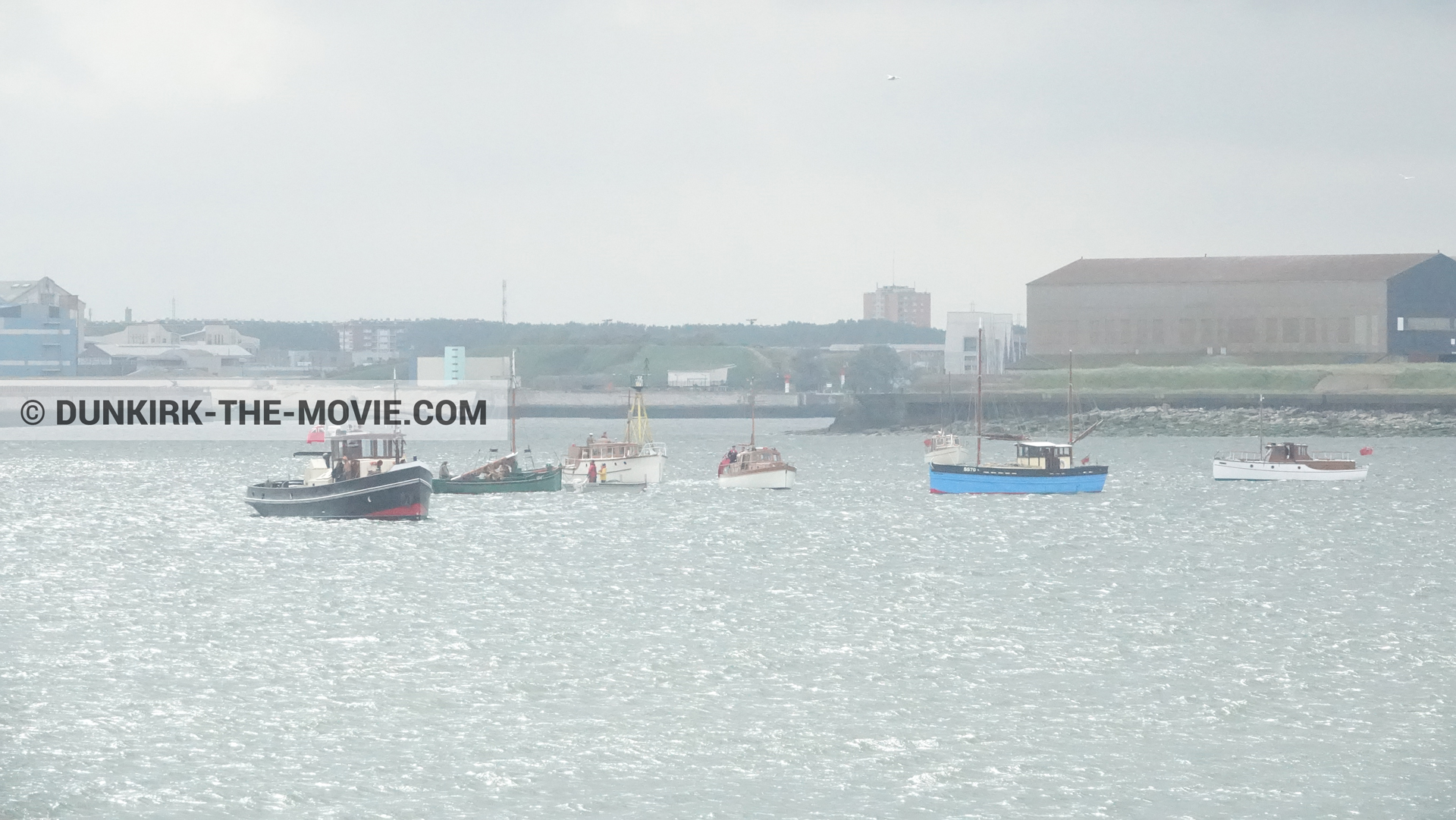 Photo avec bateau,  des dessous du Film Dunkerque de Nolan