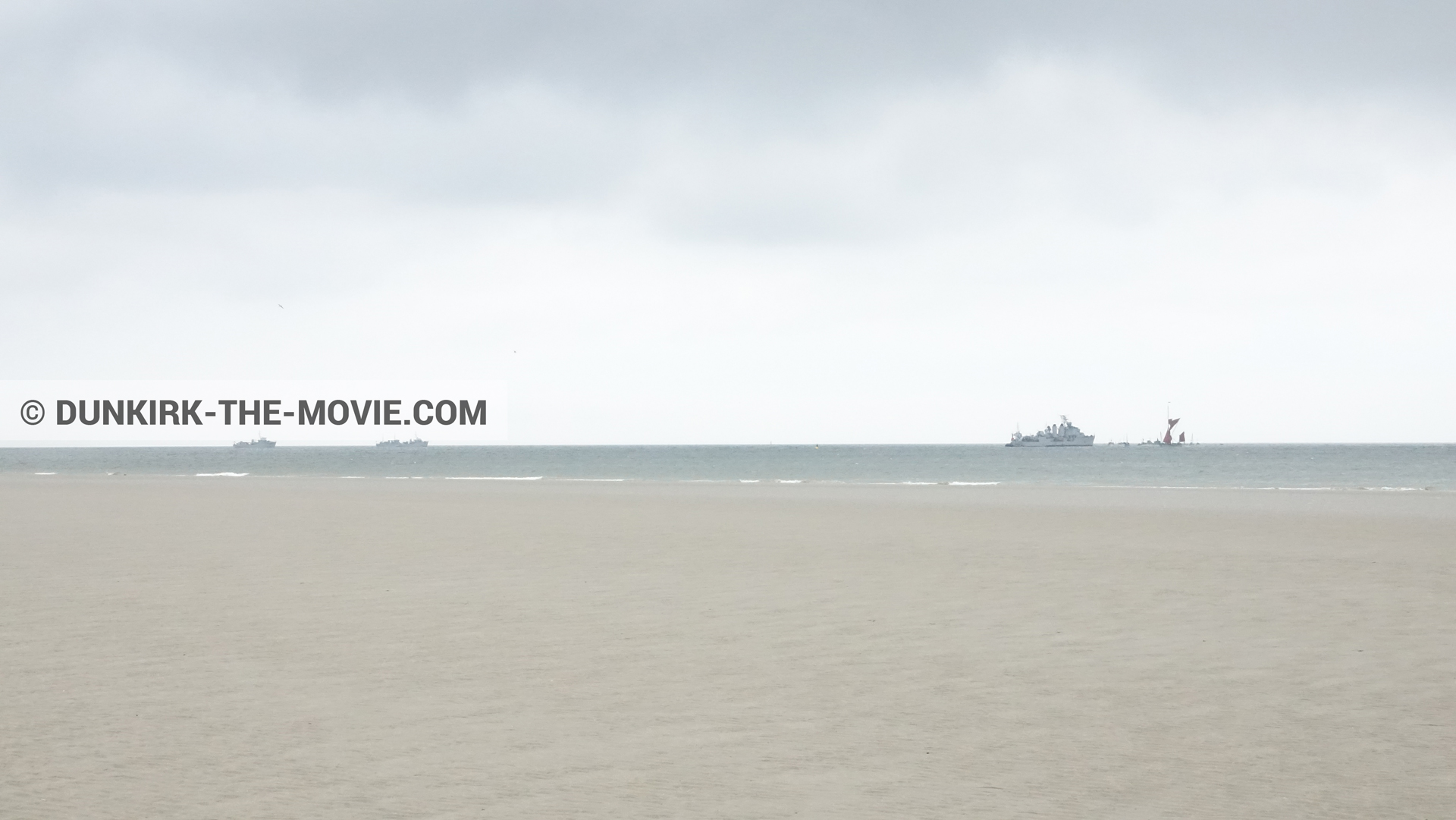 Fotos con barco, Maillé-Brézé - D36 - D54, playa,  durante el rodaje de la película Dunkerque de Nolan
