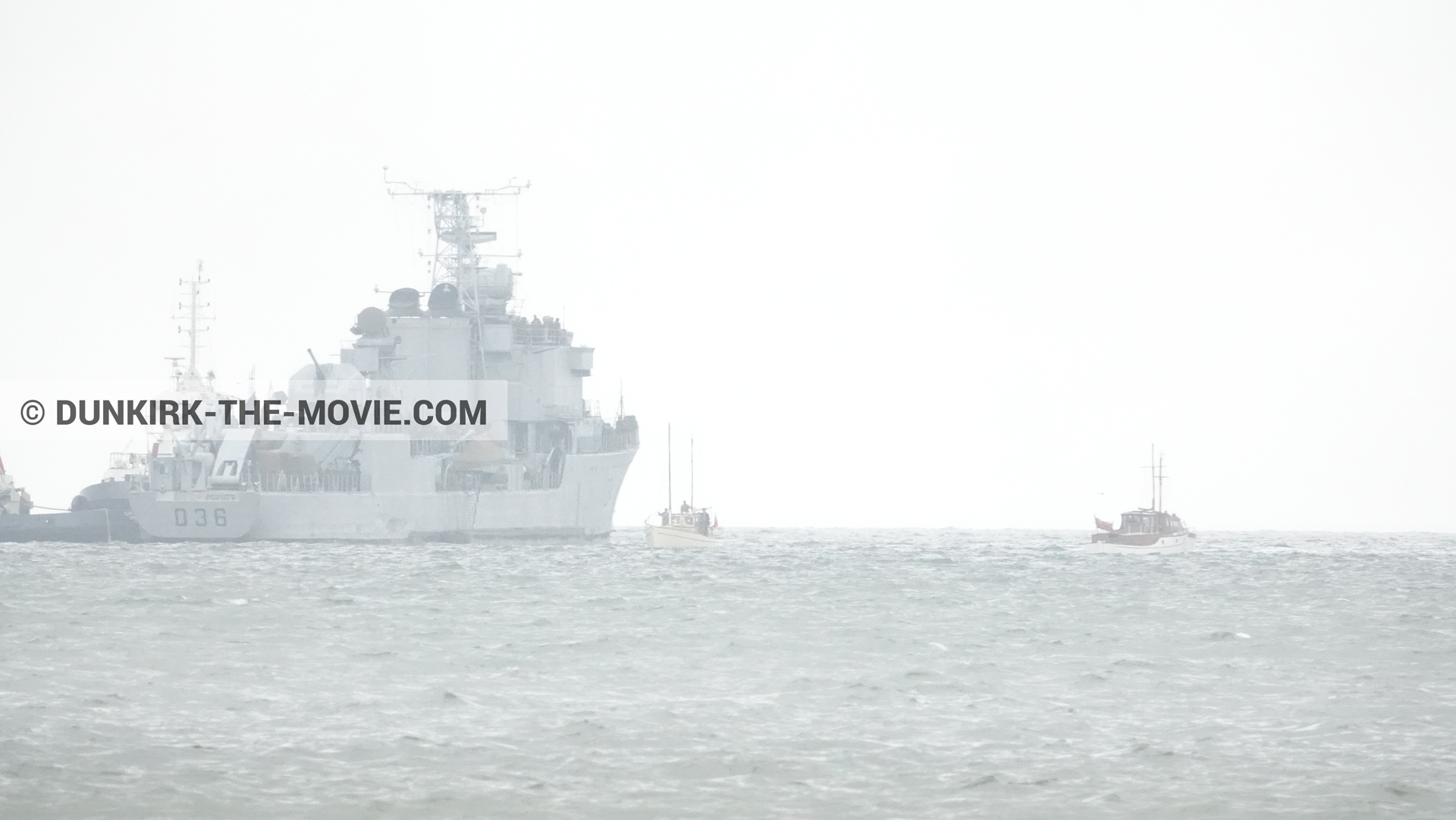 Photo avec bateau, MaillÃ©-BrÃ©zÃ© - D36 - D54,  des dessous du Film Dunkerque de Nolan