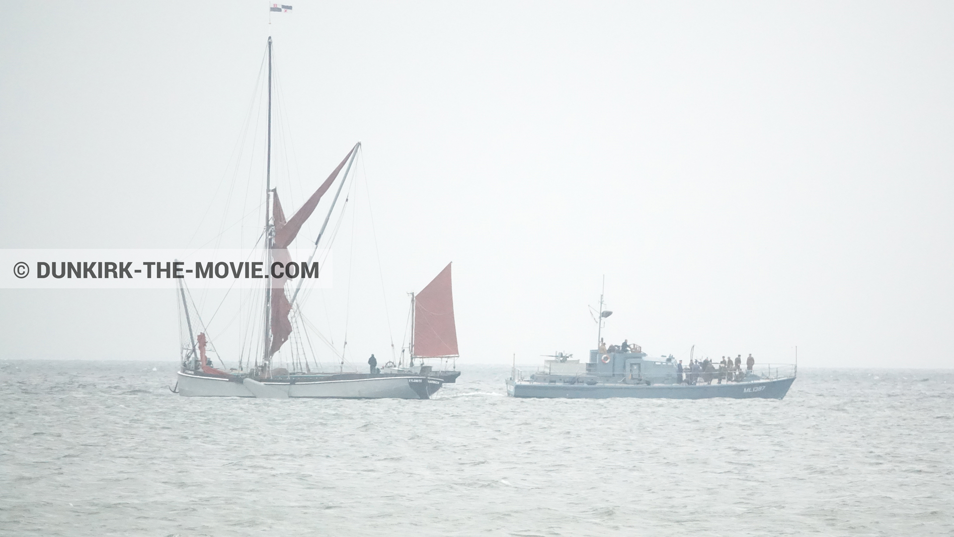 Photo avec bateau, ciel gris, Xylonite,  des dessous du Film Dunkerque de Nolan