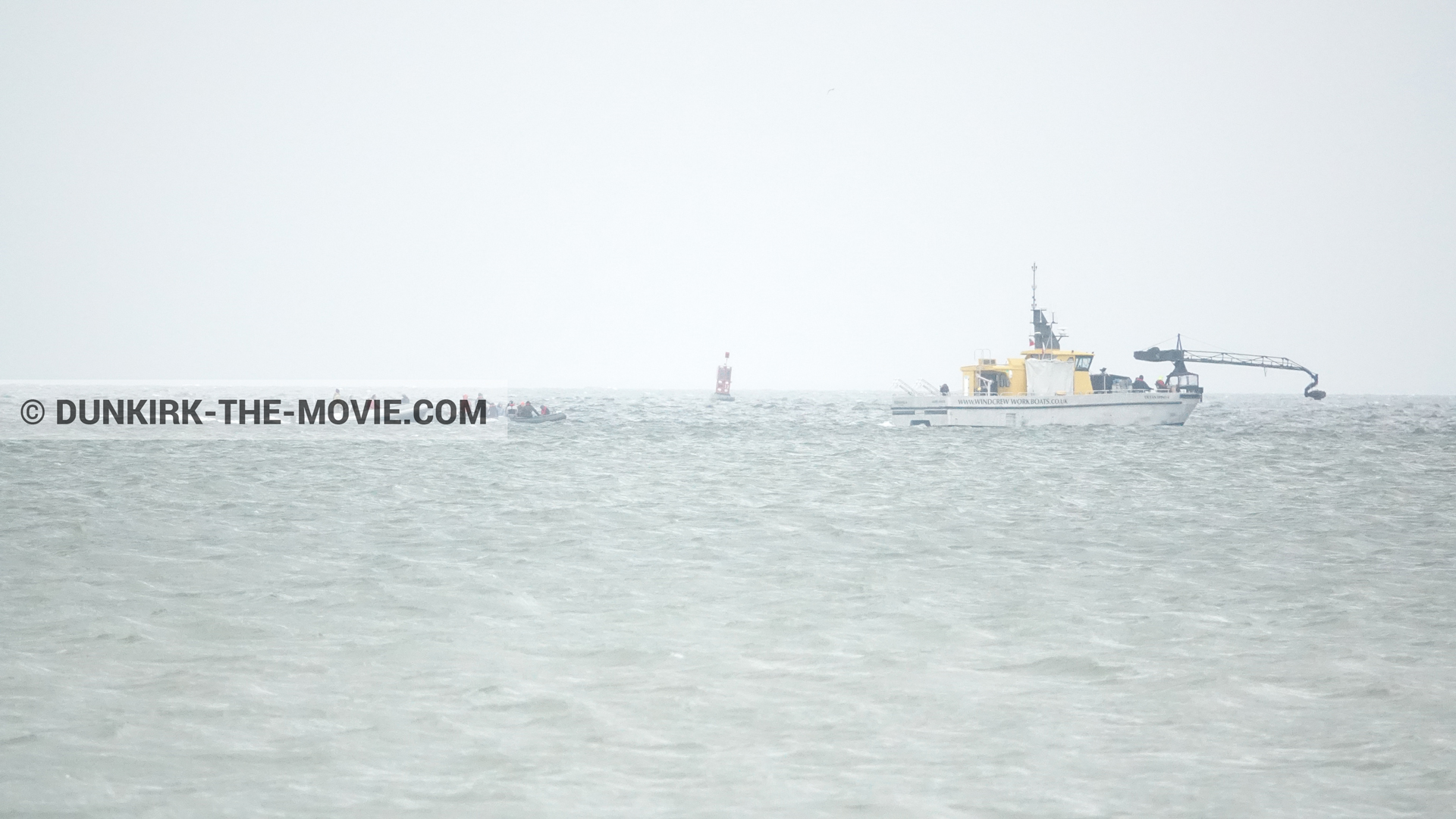 Fotos con Ocean Wind 4, zodiaco,  durante el rodaje de la película Dunkerque de Nolan