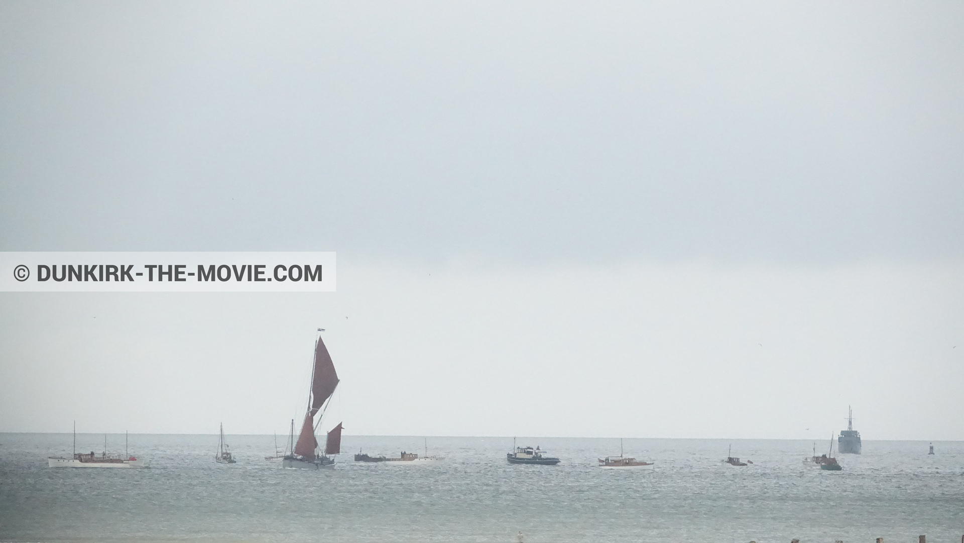 Fotos con barco, cielo gris, Xylonite,  durante el rodaje de la película Dunkerque de Nolan