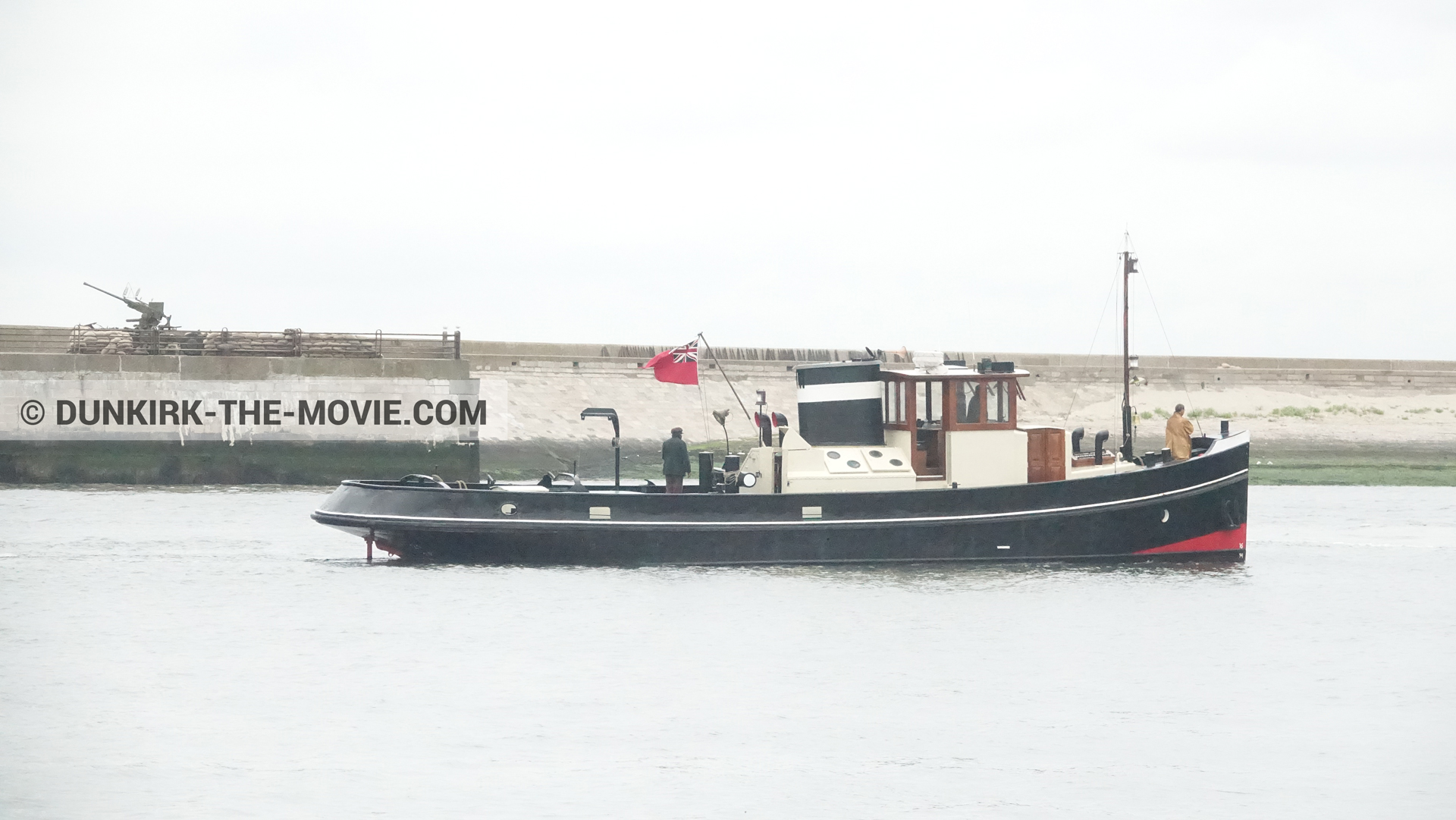 Photo avec bateau, jetÃ©e EST,  des dessous du Film Dunkerque de Nolan