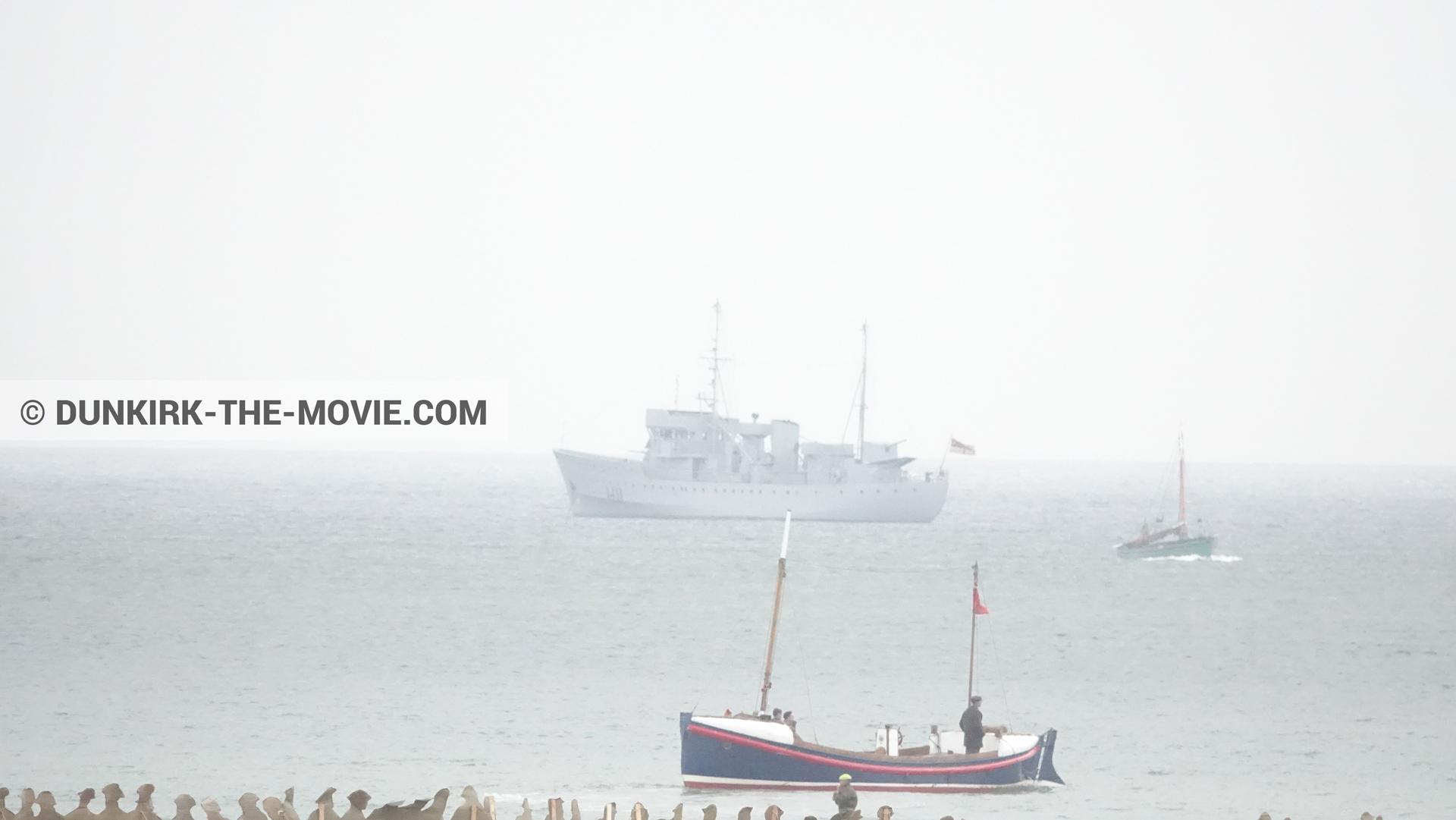 Photo avec bateau, H11 - MLV Castor,  des dessous du Film Dunkerque de Nolan