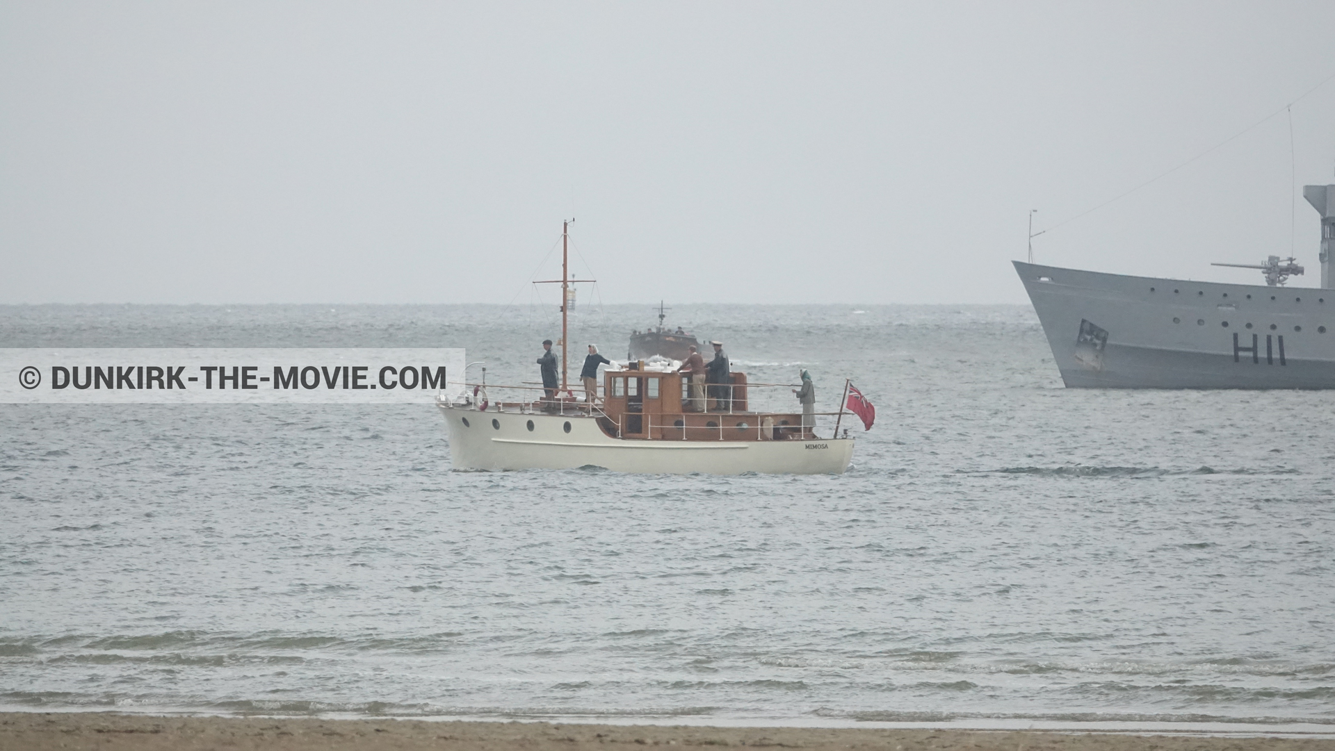 Photo avec bateau, H11 - MLV Castor, plage,  des dessous du Film Dunkerque de Nolan