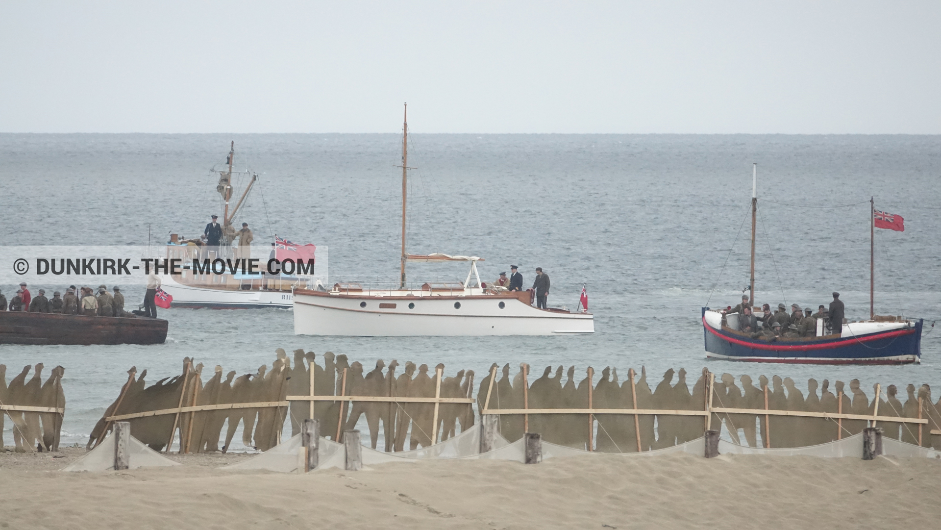 Photo avec bateau, dÃ©cor, plage, canot de sauvetage Henry Finlay,  des dessous du Film Dunkerque de Nolan