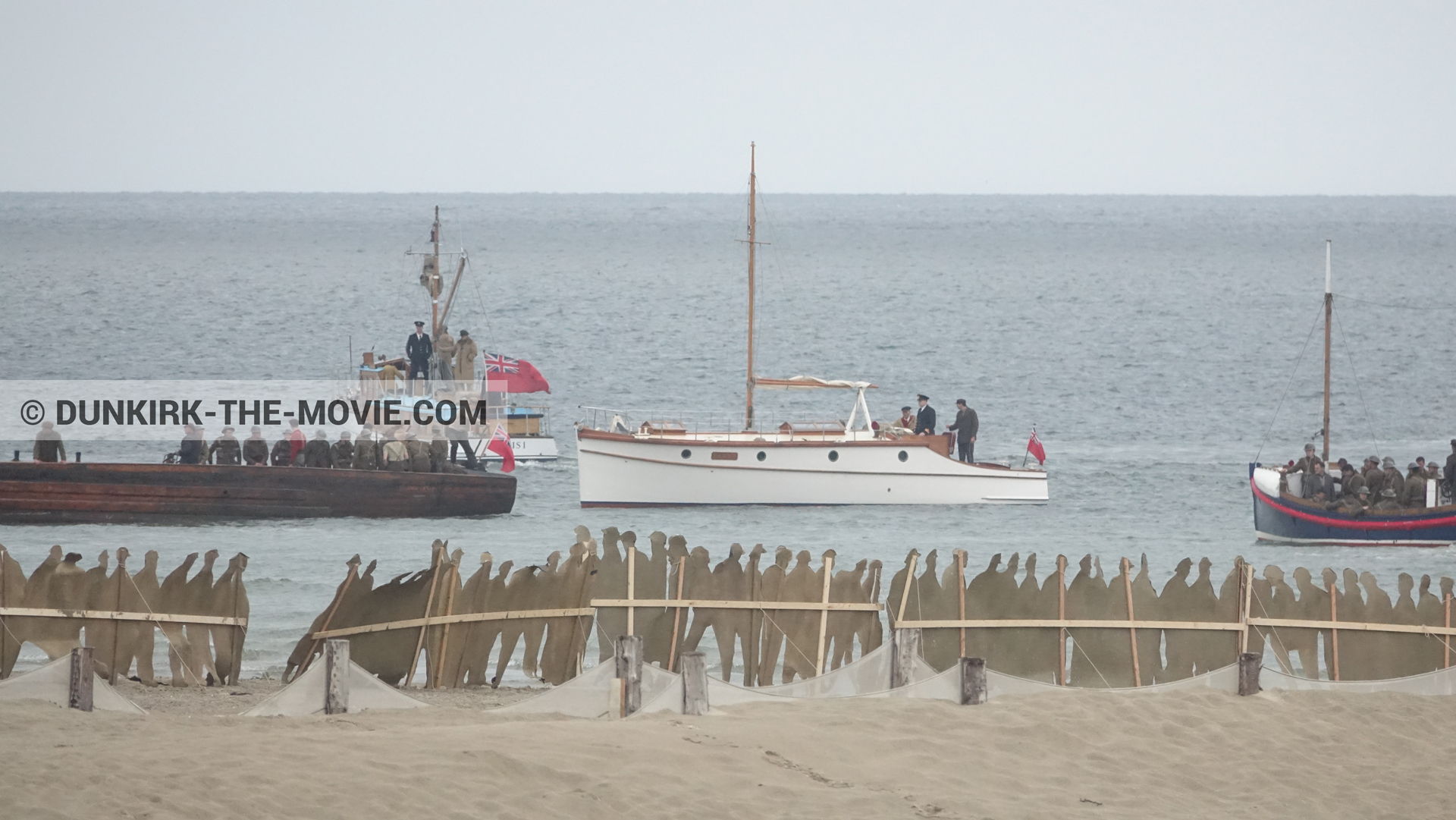 Photo avec bateau, dÃ©cor, plage, canot de sauvetage Henry Finlay,  des dessous du Film Dunkerque de Nolan