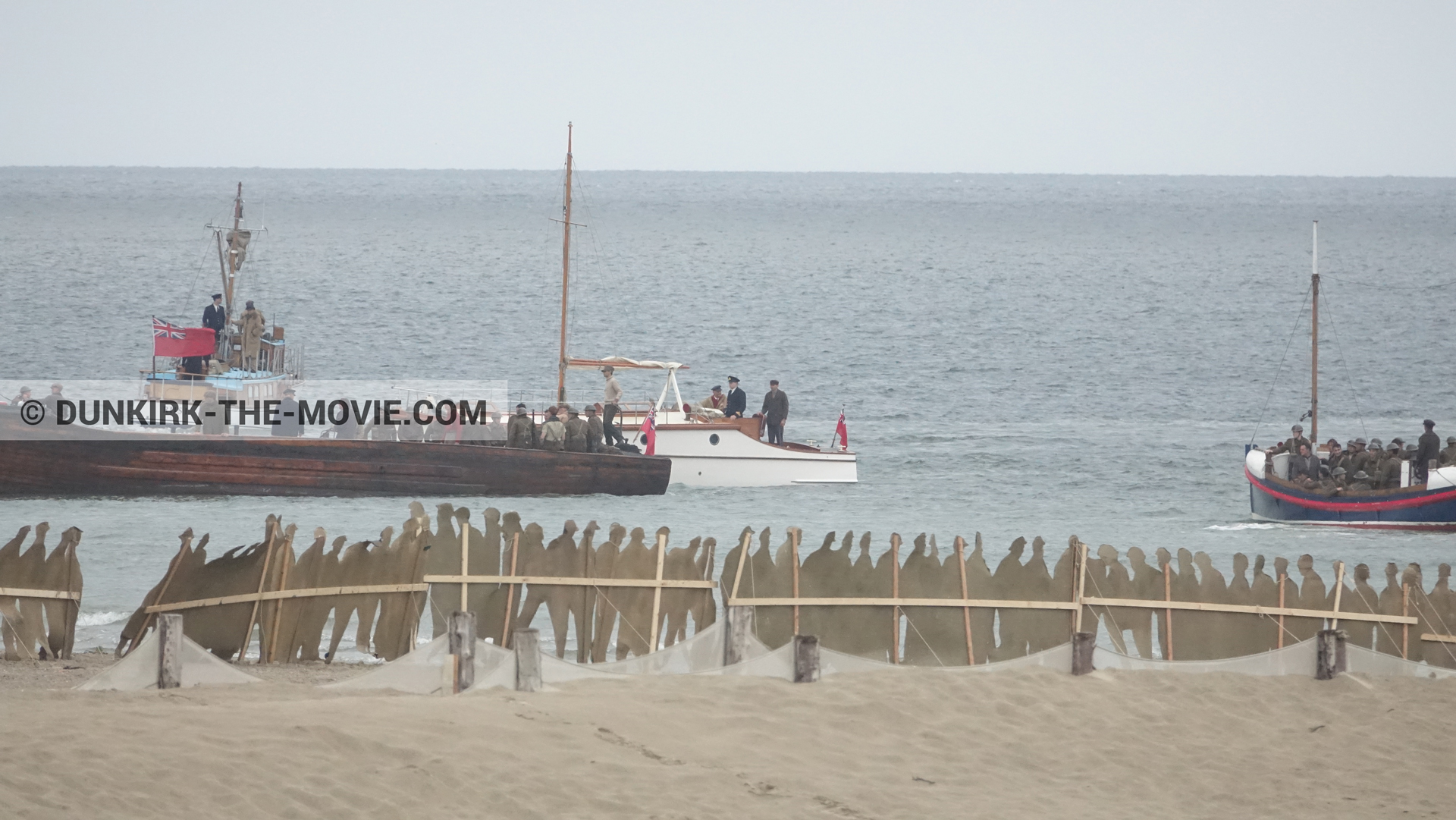 Photo avec bateau, dÃ©cor, plage, canot de sauvetage Henry Finlay,  des dessous du Film Dunkerque de Nolan