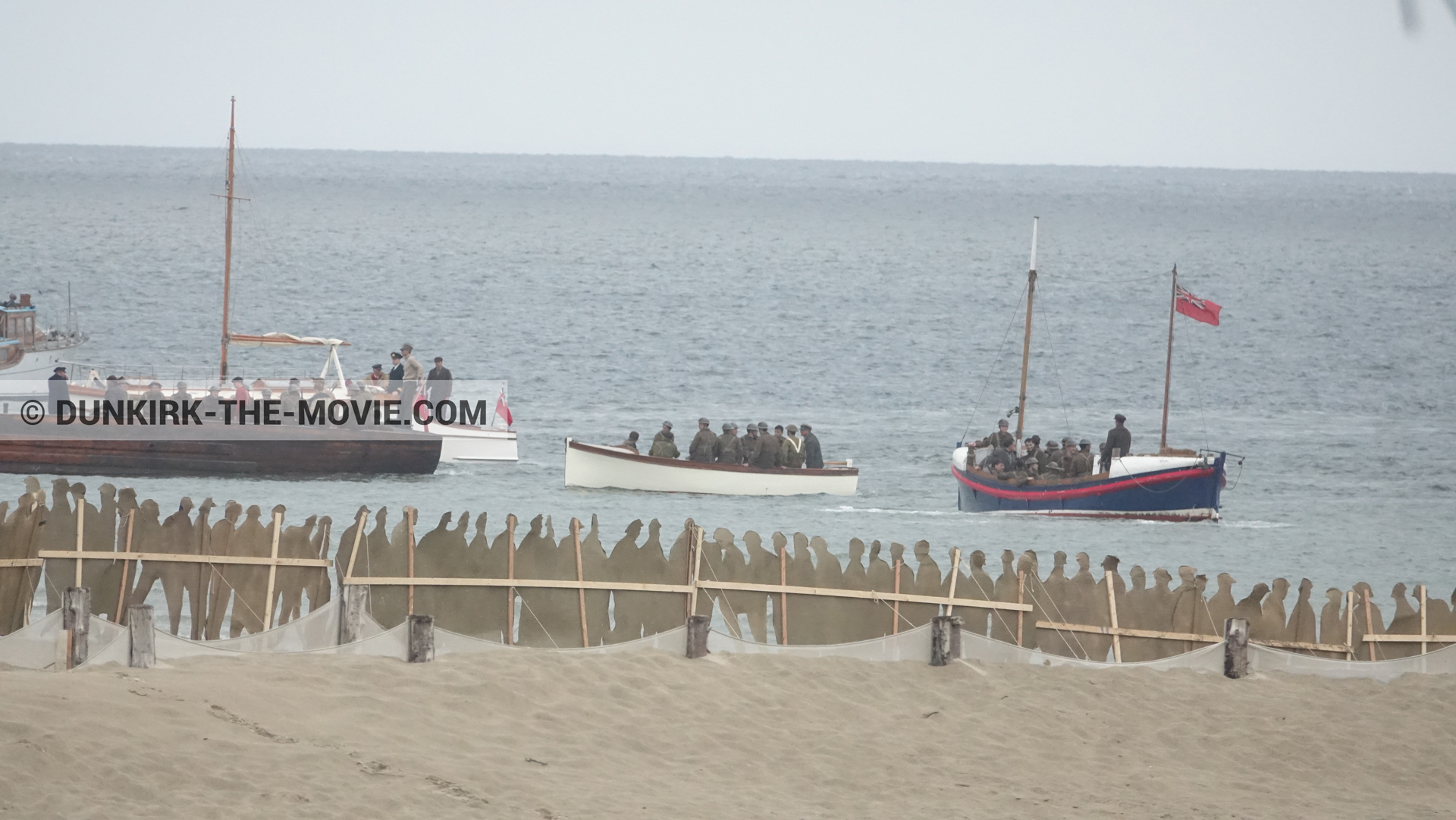 Photo avec bateau, dÃ©cor, plage, canot de sauvetage Henry Finlay,  des dessous du Film Dunkerque de Nolan