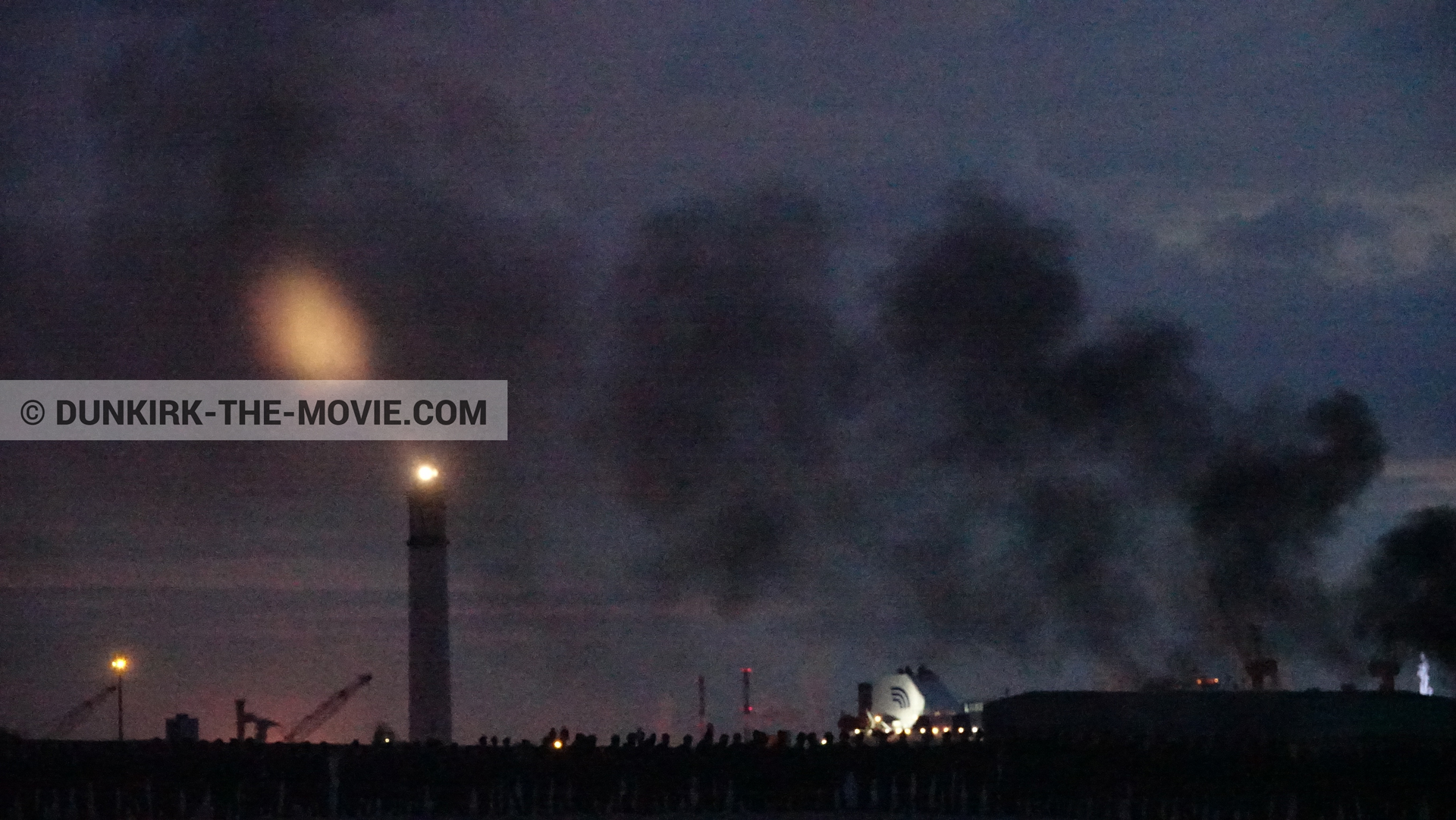 Photo avec phare de Dunkerque,  des dessous du Film Dunkerque de Nolan