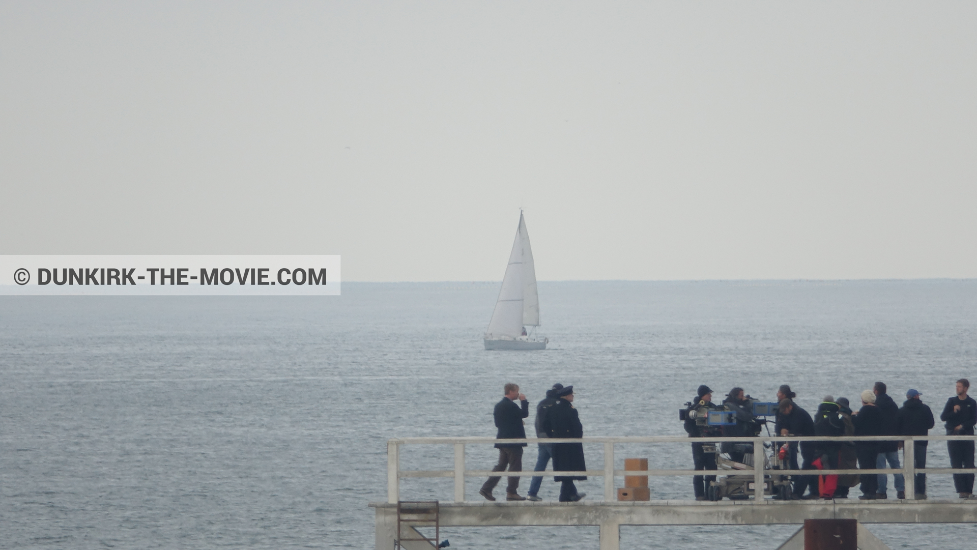 Fotos con actor, cámara IMAX, muelle del ESTE, Christopher Nolan, equipo técnica,  durante el rodaje de la película Dunkerque de Nolan