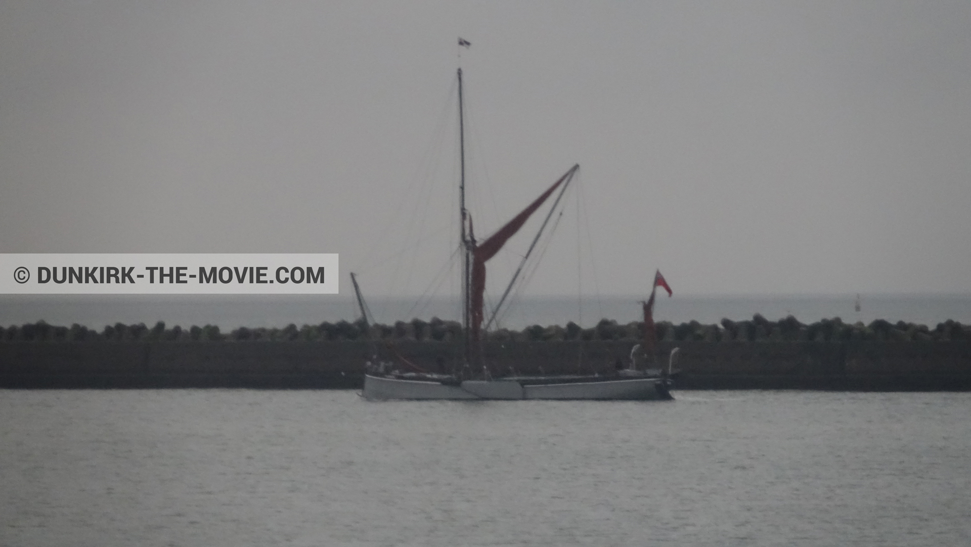 Photo avec bateau,  des dessous du Film Dunkerque de Nolan