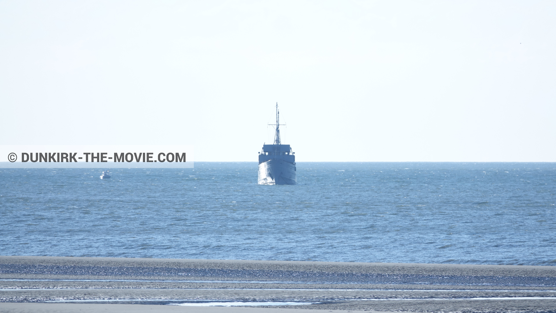 Fotos con barco,  durante el rodaje de la película Dunkerque de Nolan