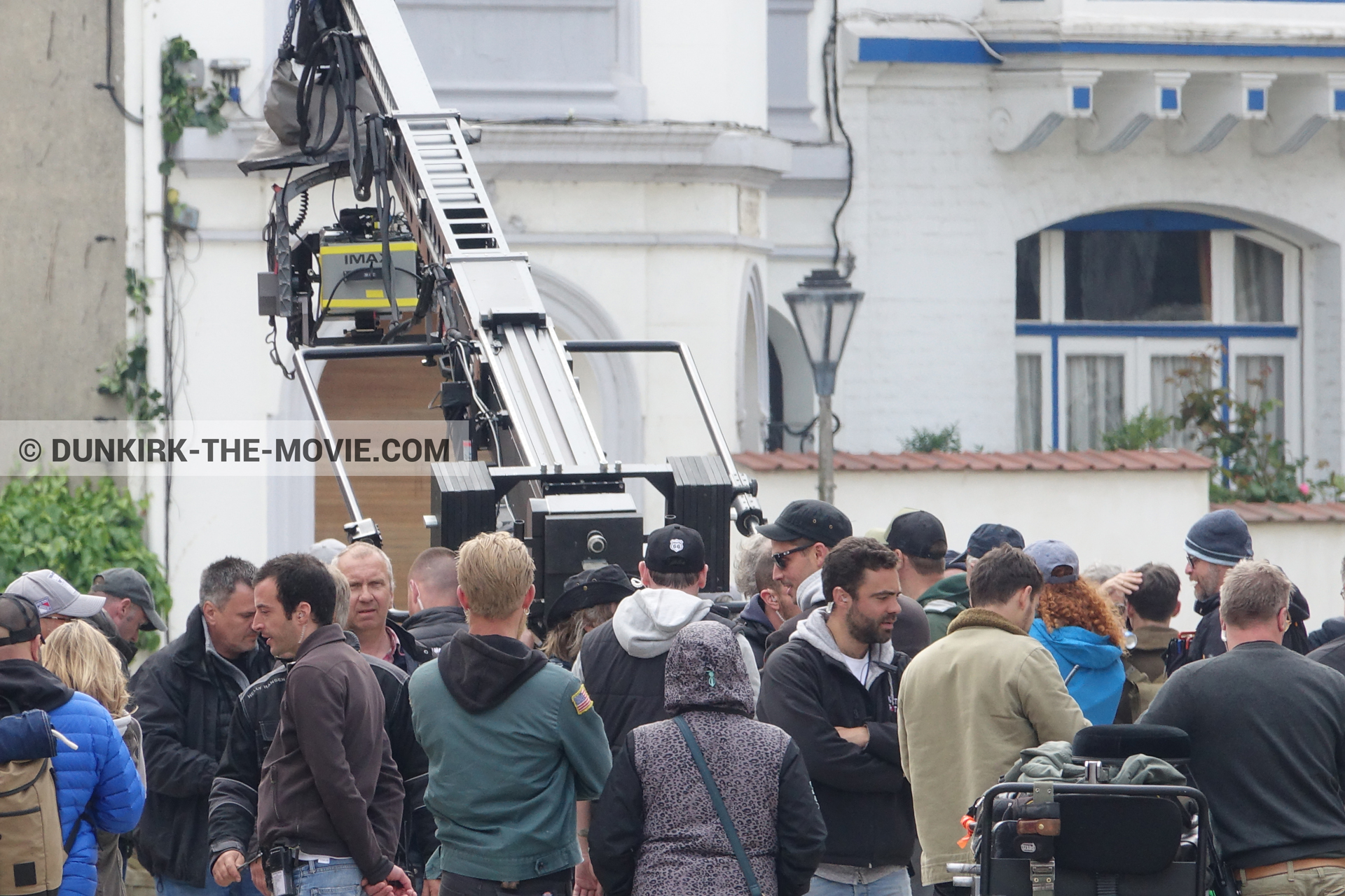 Fotos con cámara IMAX, calle Belle Rade, equipo técnica,  durante el rodaje de la película Dunkerque de Nolan