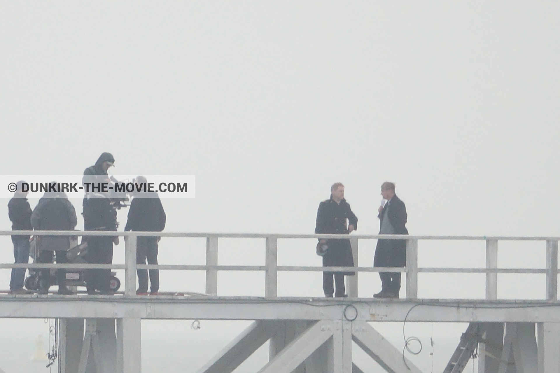 Picture with IMAX camera, Hoyte van Hoytema, EST pier, Kenneth Branagh, Christopher Nolan, technical team,  from behind the scene of the Dunkirk movie by Nolan
