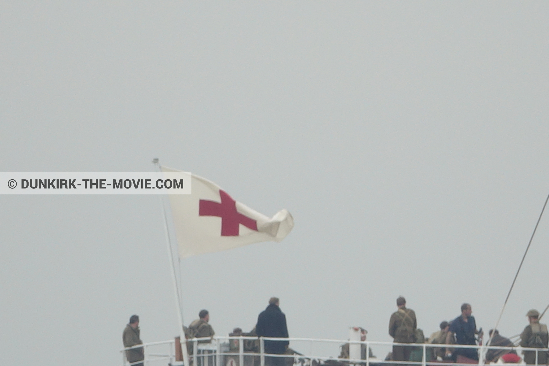 Photo avec ciel gris, équipe technique, M/S Rogaland,  des dessous du Film Dunkerque de Nolan