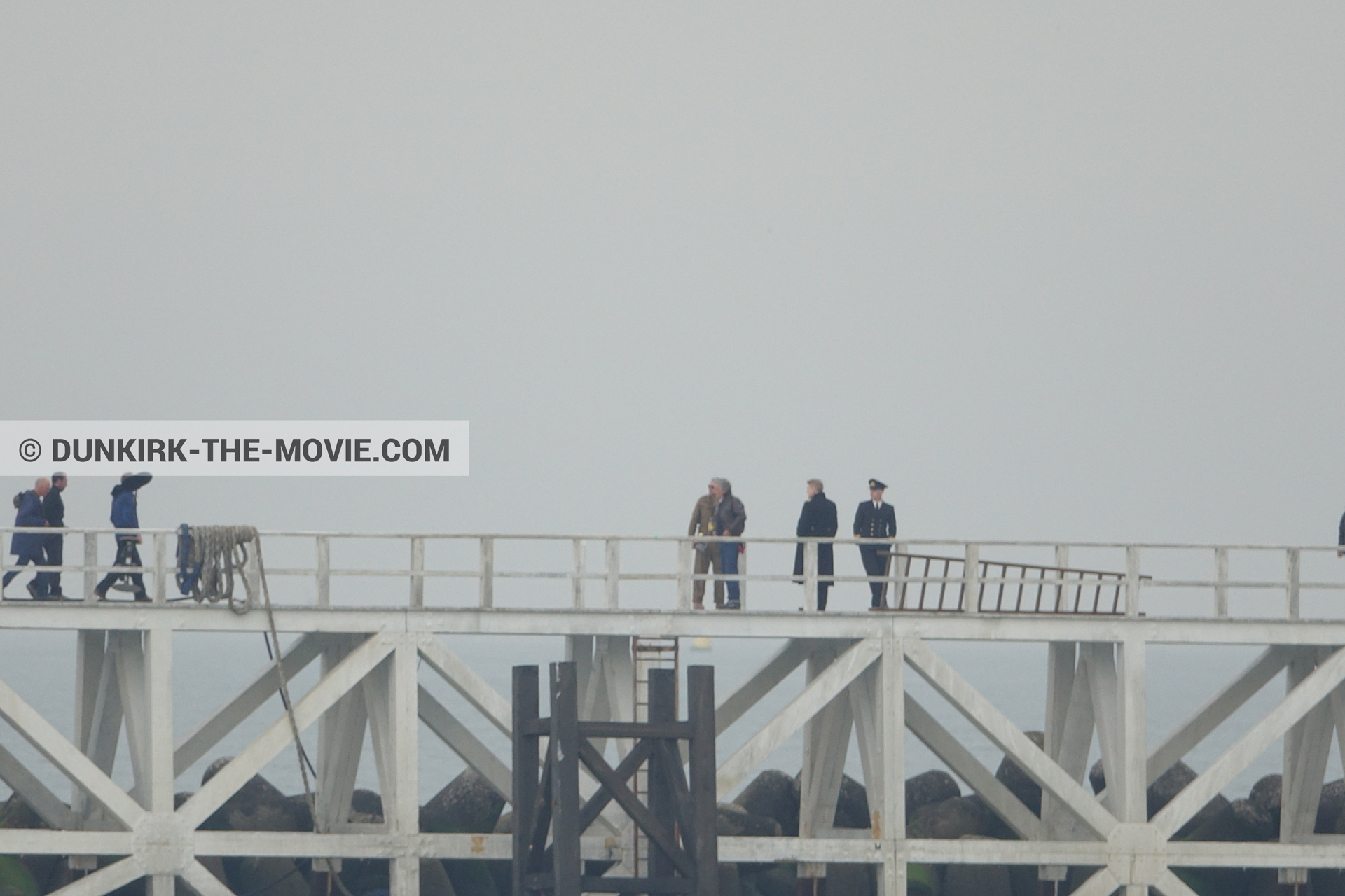 Picture with actor, grey sky, EST pier, Kenneth Branagh, technical team, Nilo Otero,  from behind the scene of the Dunkirk movie by Nolan