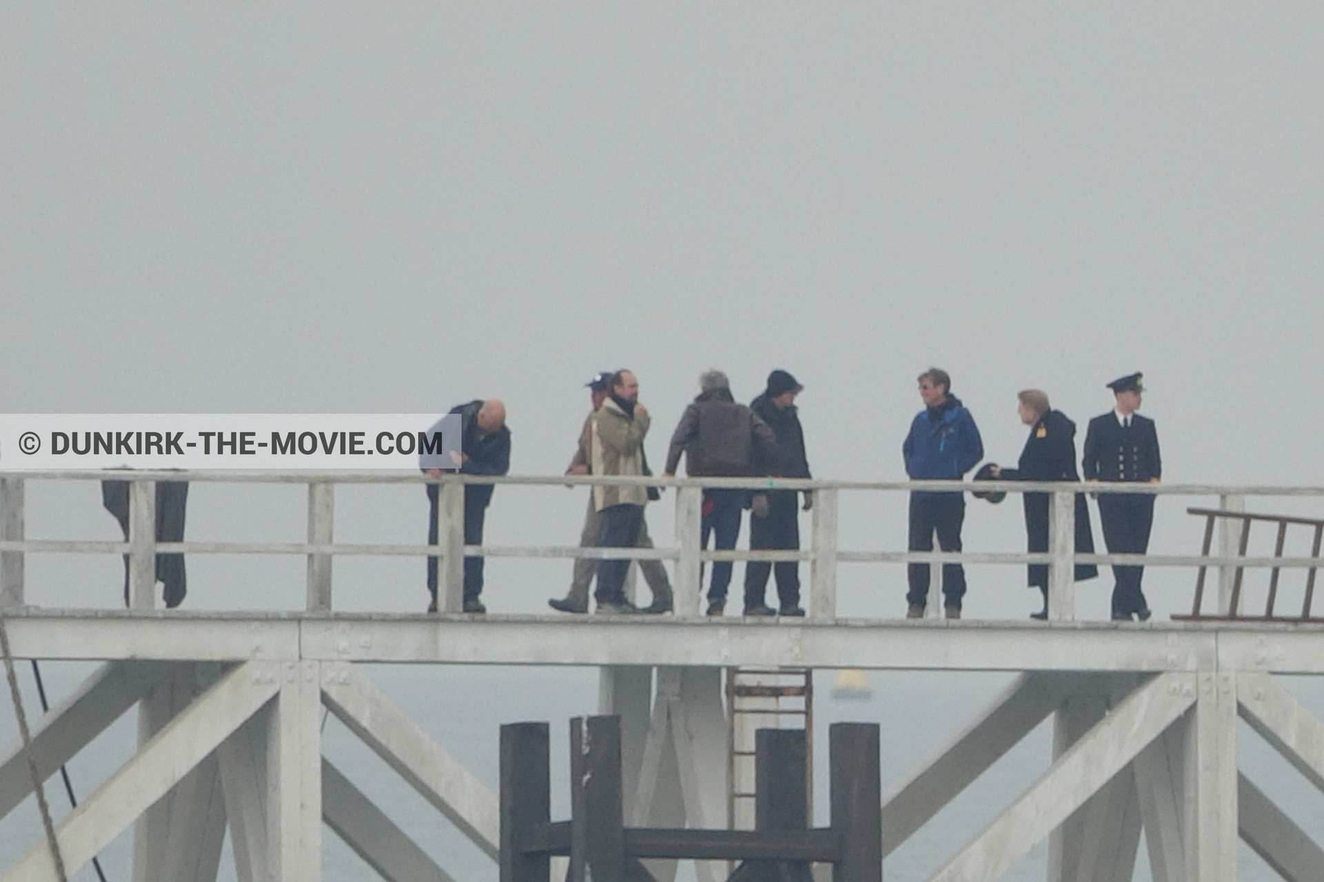 Picture with grey sky, EST pier, Kenneth Branagh, technical team, Nilo Otero,  from behind the scene of the Dunkirk movie by Nolan